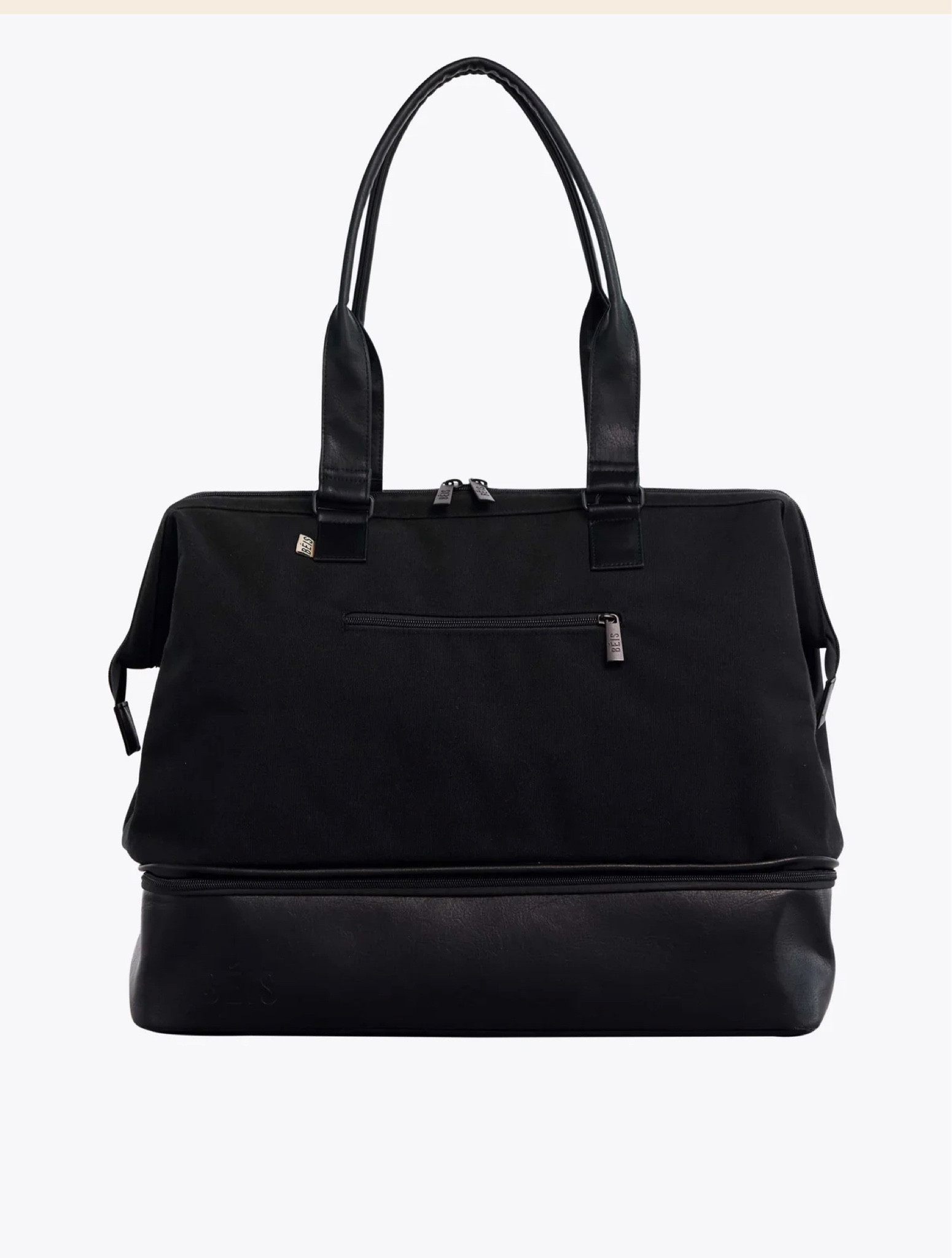 my faveee spennanight bag lol

#LTKtravel