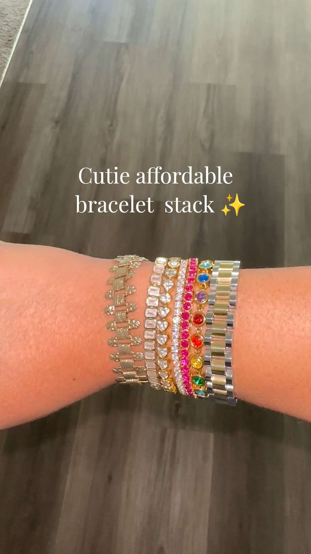 Everyday jewelry .. love a good bracelet  stack ✨

#jewelry #braceletstack #jewelrystack