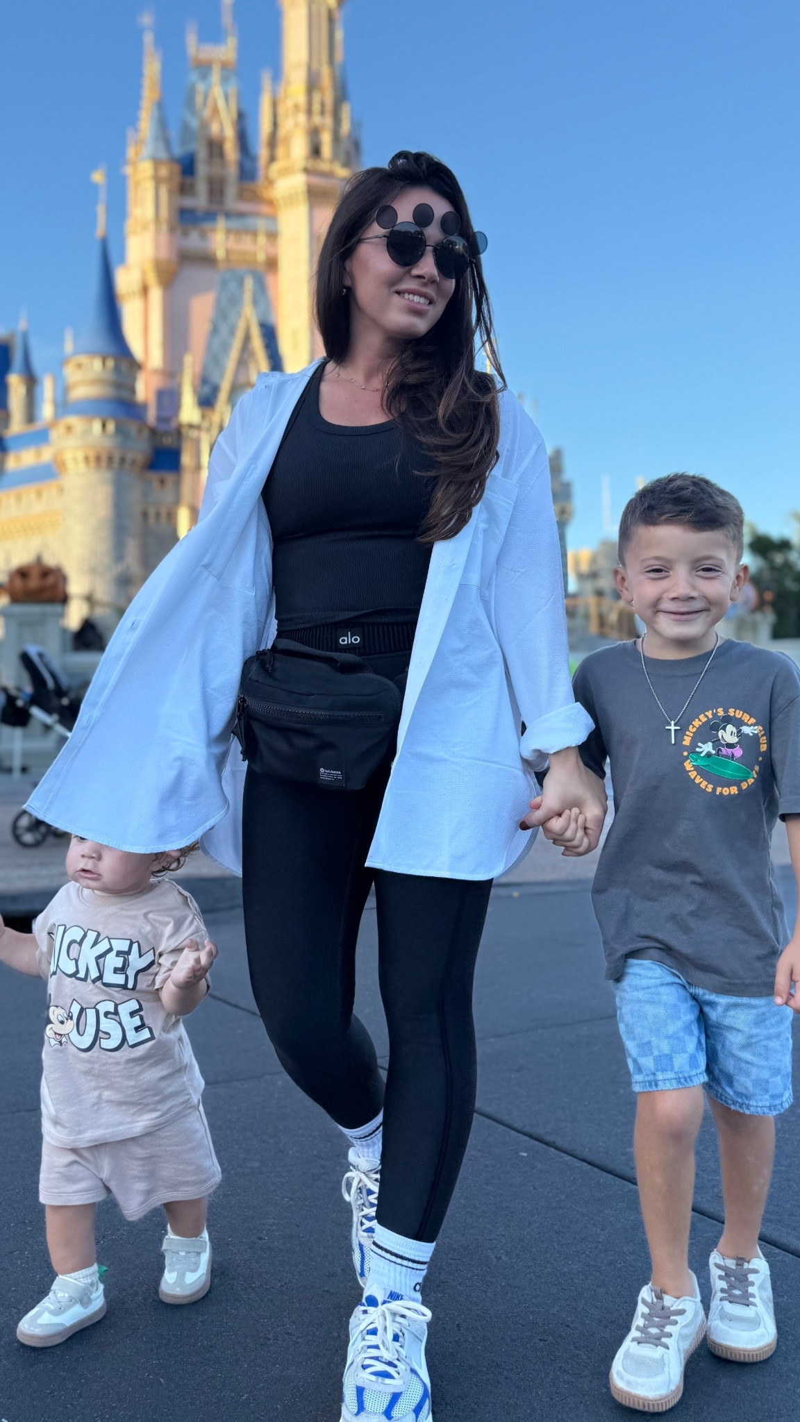 Alo Yoga sale alert 🚨


active wear. Disney outfit. Nike. gift guide.

#LTKActive #LTKGiftGuide #LTKSaleAlert