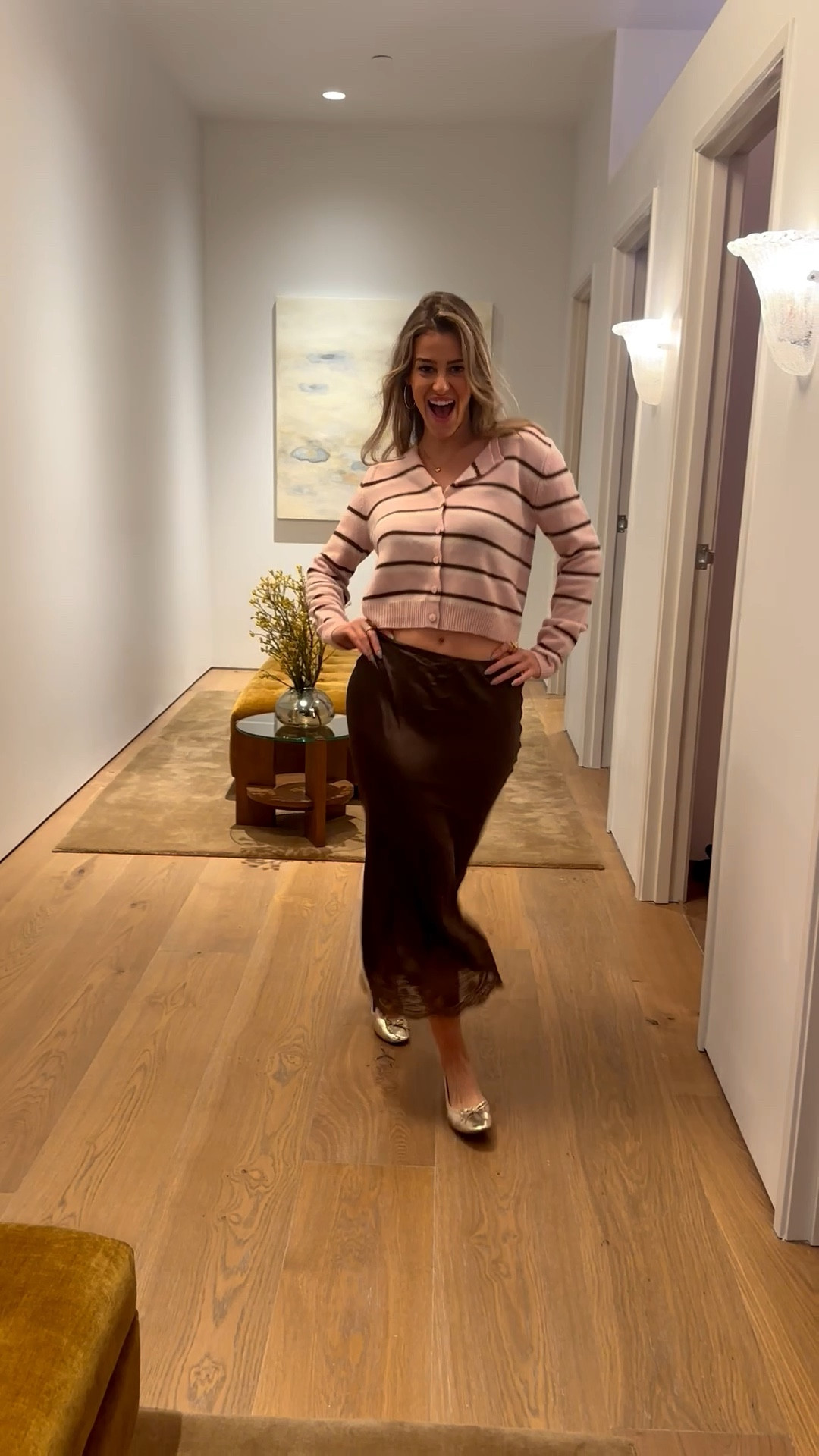 Having too much at Reformation. Wearing the softest cardigan (xs- true to size) and silk skirt (s- true to size) Love a brown and pink moment - especially as we transition into fall 💖 #Reformation#cardigan#silkskirt#sweater#falloutfitinspo#tryon

#LTKSeasonal