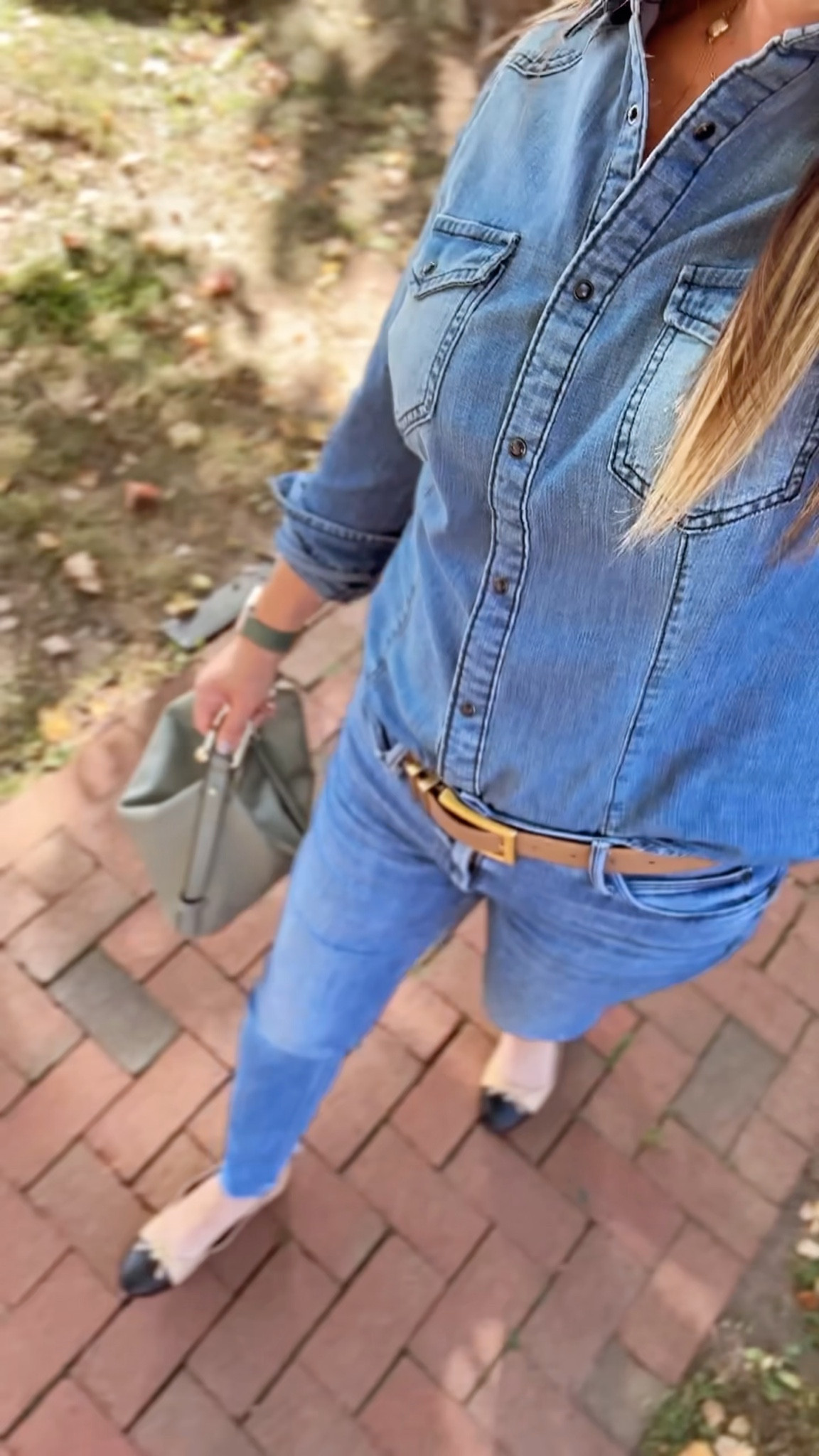 Denim on denim kind of Monday 💙

This look is my easy fall outfit uniform — a timeless denim shirt paired with classic denim jeans for a simple, polished workwear or mom-style errand outfit.

I actually purchased this denim shirt in Italy 🇮🇹 and I’m trying to find the exact match for you — if not, I’ll link a few similar options that have the same fit and wash.

My jeans are true to size, and the shoes (not loafers!) fit perfectly — I’ll include full sizing notes in my LTK links below.

Linked everything on LTK for you to shop 💙

#LTKWorkwear #LTKSeasonal #LTKFindsUnder100