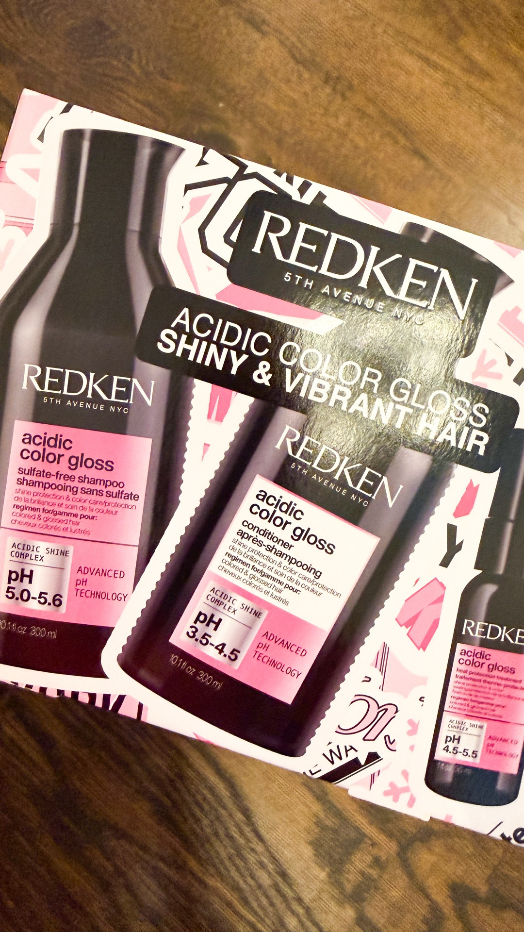 the perfect blonde color with gloss kit • reg $60 on sale for $48 • 

#LTKFindsUnder50 #LTKSeasonal #LTKBeauty