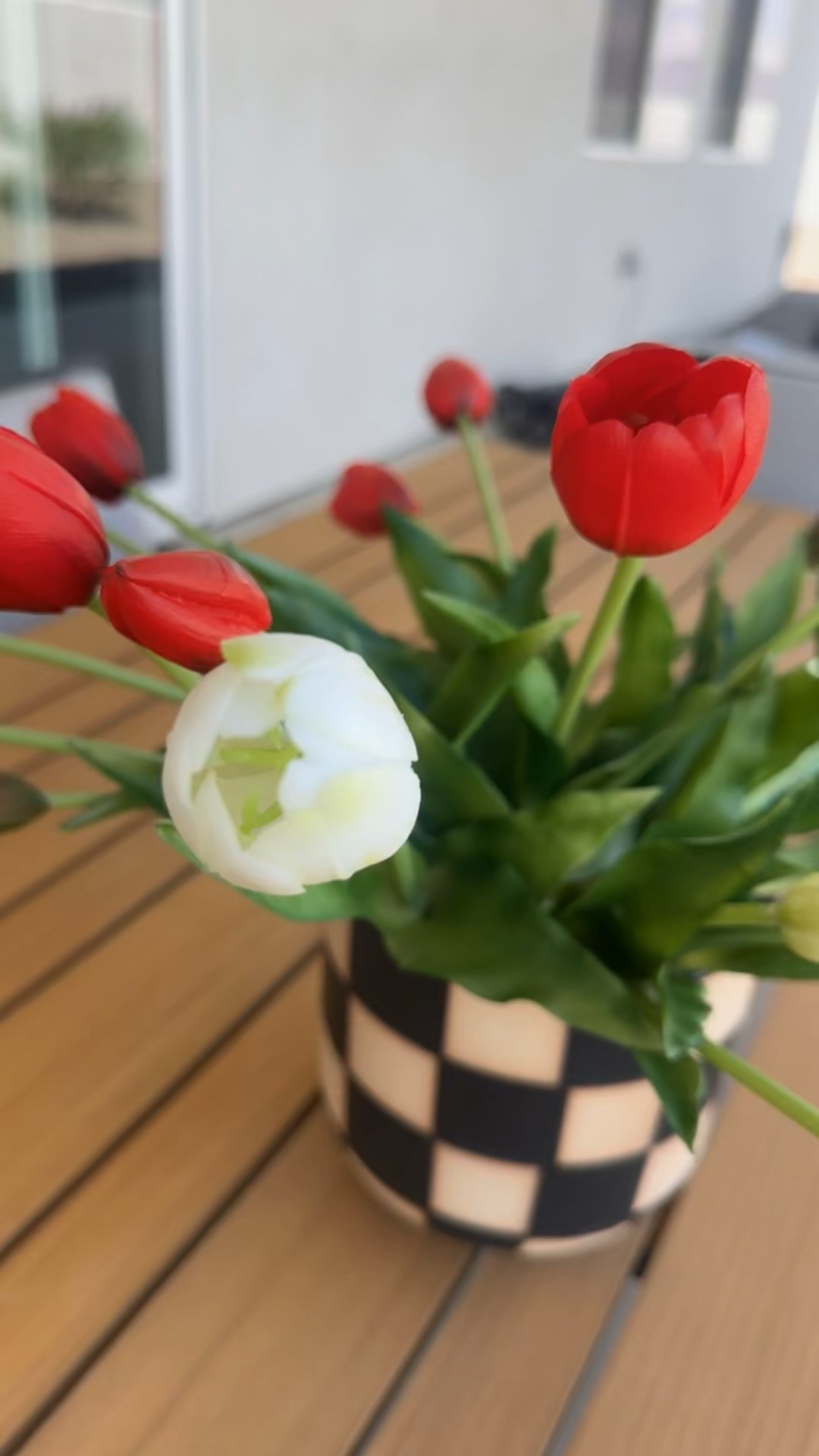 Tulips have always been my favorite flower, and I’m loving these artificial ones I found on Amazon. They look so real, you’d never know they aren’t fresh! The best part is I can enjoy my favorite blooms all year round without worrying about them wilting.

#LTKHome
