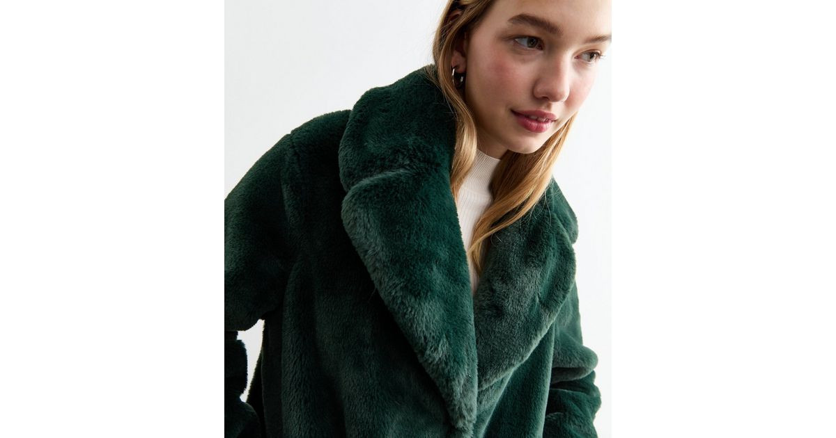 Dark Green Faux Fur Coat
						
						Add to Saved Items
						Remove from Saved Items | New Look (UK)