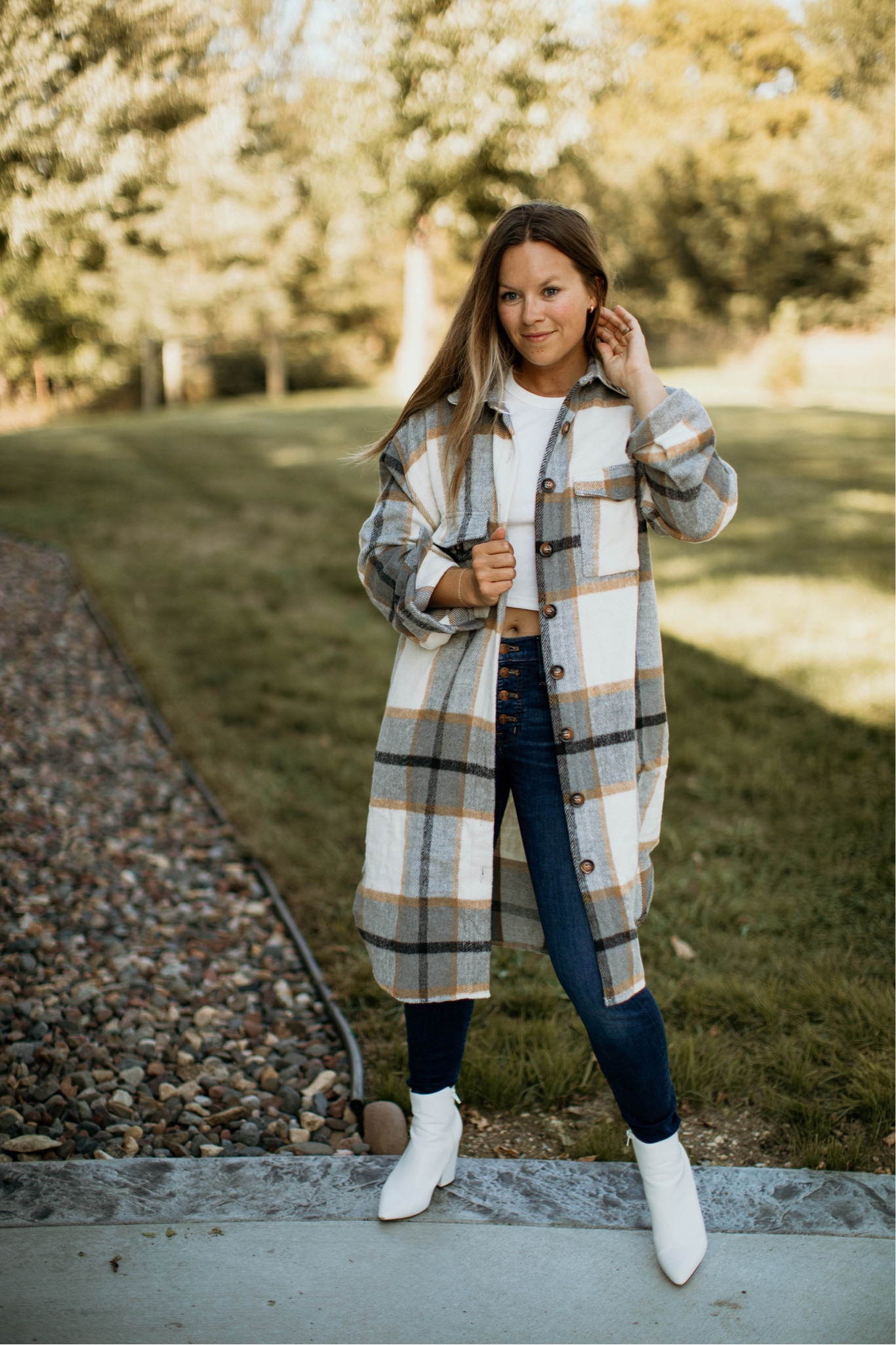 The jacket of the fall 🙌🏼

Plaid everything! This jacket is warm and cozy, beautifully made and a staple for your closet this fall! 

I ordered a medium and it fits TTS. I can fit a sweater underneath if I needed!

Amazon for the WIN again 🤍

Madewell jeans: size 27 TTS

#LTKunder100 #LTKworkwear #LTKSeasonal
