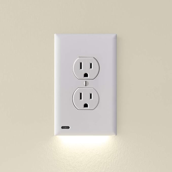 SnapPower Single GuideLight 2 [for Duplex Outlets] - Replaces Plug-in Night Light - Electrical Re... | Amazon (US)