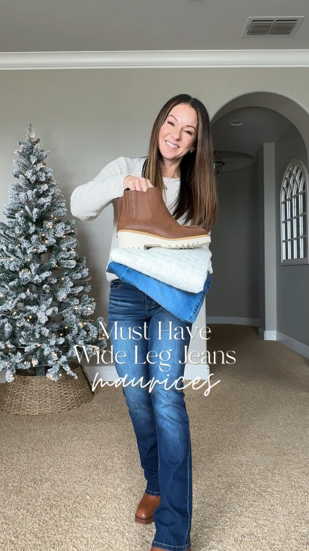 Perfect fall transitional style

I am wearing size XS sweater, 0 short mid rise wide leg jeans, boots TTS! 

Fall  Fall style  Winter  Winter fashion  Sweater  Neutral  Jeans  Wide leg jeans  Mid rise jeans  Booties  Platform boots  Everyday style  Capsule wardrobe  Chelsea boots  Teacher outfit  Teacher style  Workwear 

#LTKstyletip #LTKSeasonal