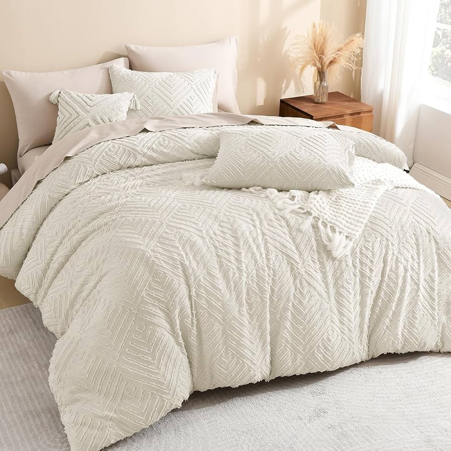 Litanika Beige Oversized King Size Comforter, 3 Pieces Cream Tufted Boho Farmhouse Bedding Comfor... | Amazon (US)