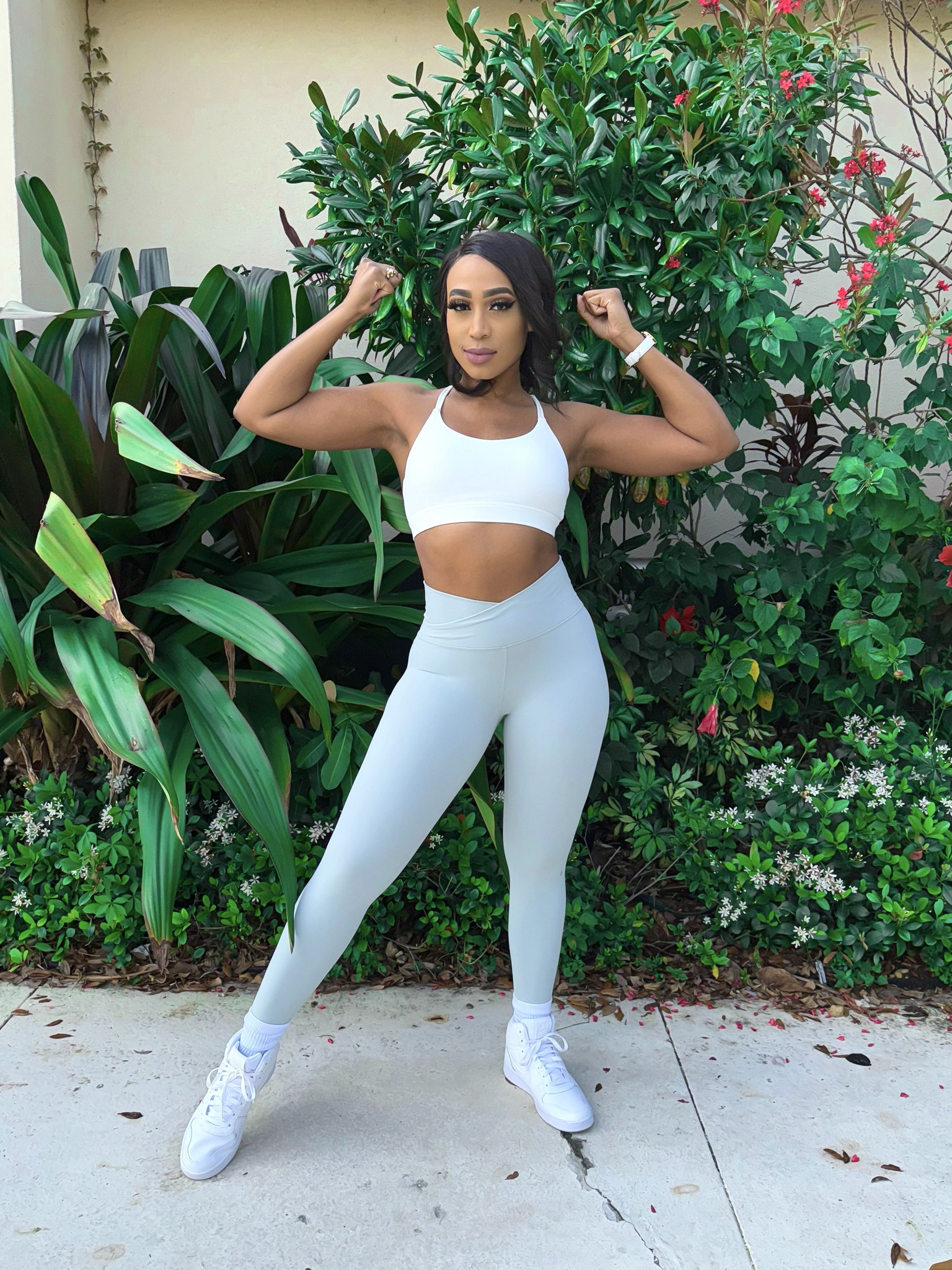 I don’t usual any rock neutrals but when I do 😍 I love the high stretch of this workout set from GLOWMODE 🌟

#LTKstyletip #LTKfindsunder50 #LTKmidsize