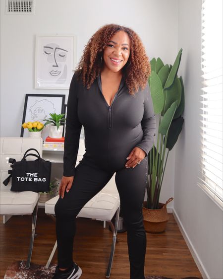 Simple & comfy! 🖤

#LTKunder50 #LTKcurves #LTKfit