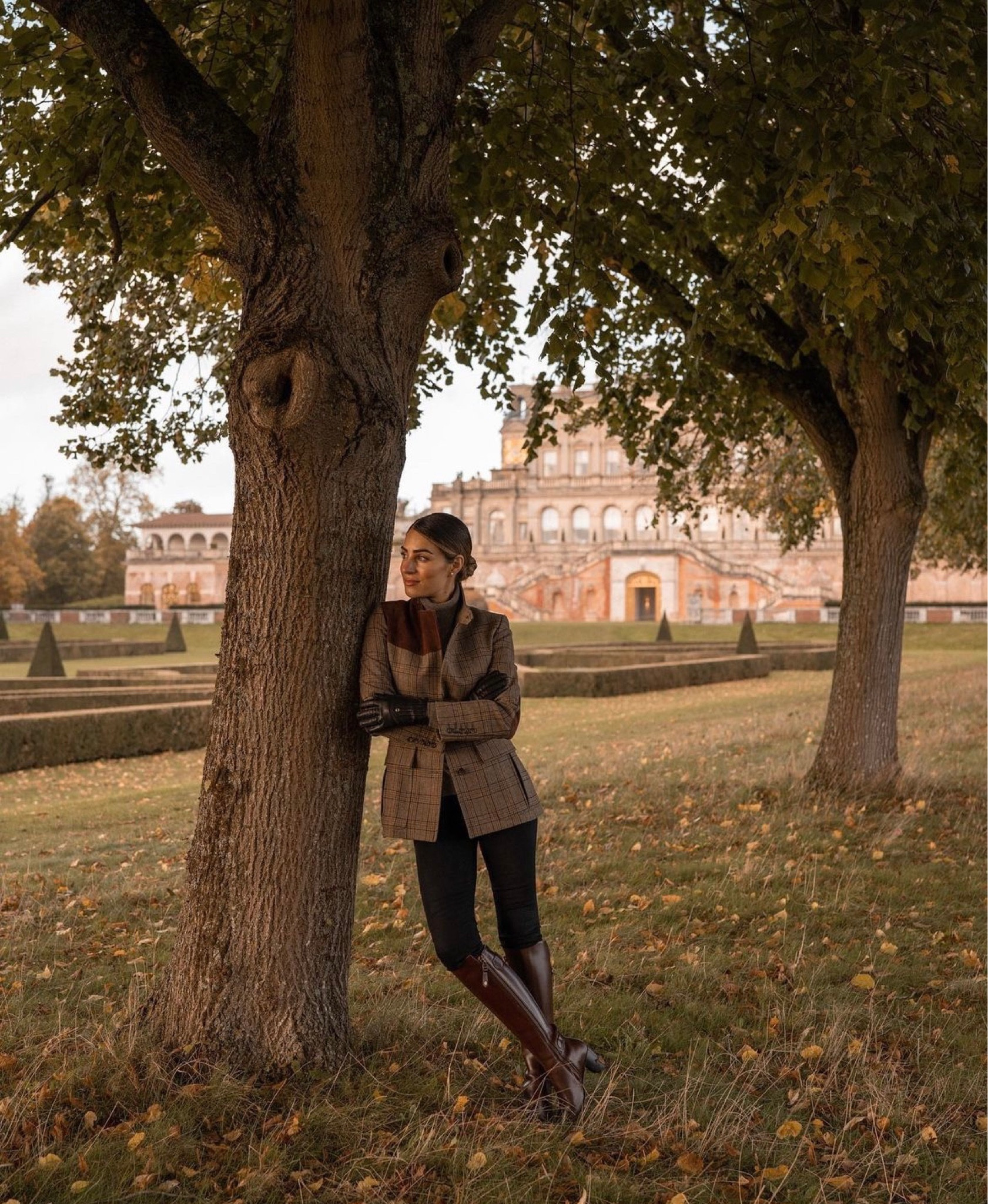 Autumn winter fashion, Autumn Winter style, Country fashion, Black Jeans 

#LTKeurope #LTKSeasonal #LTKCyberWeek