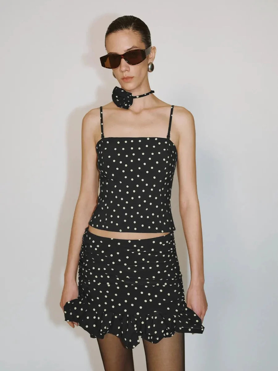 Strap Tops | Urban Revivo