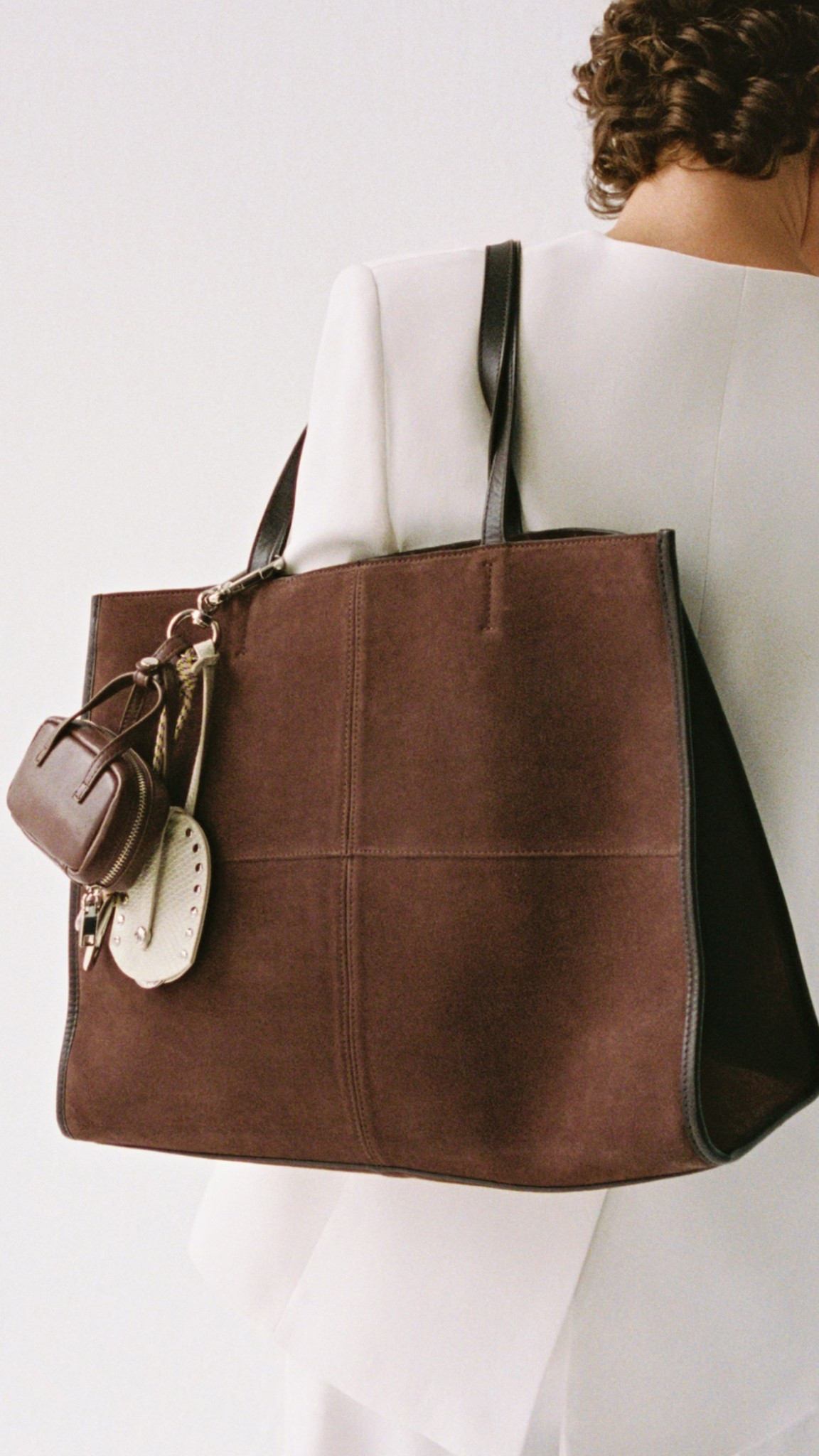  Trendy tote bags for fall 2025

#LTKworkwear #LTKplussize #LTKstyletip