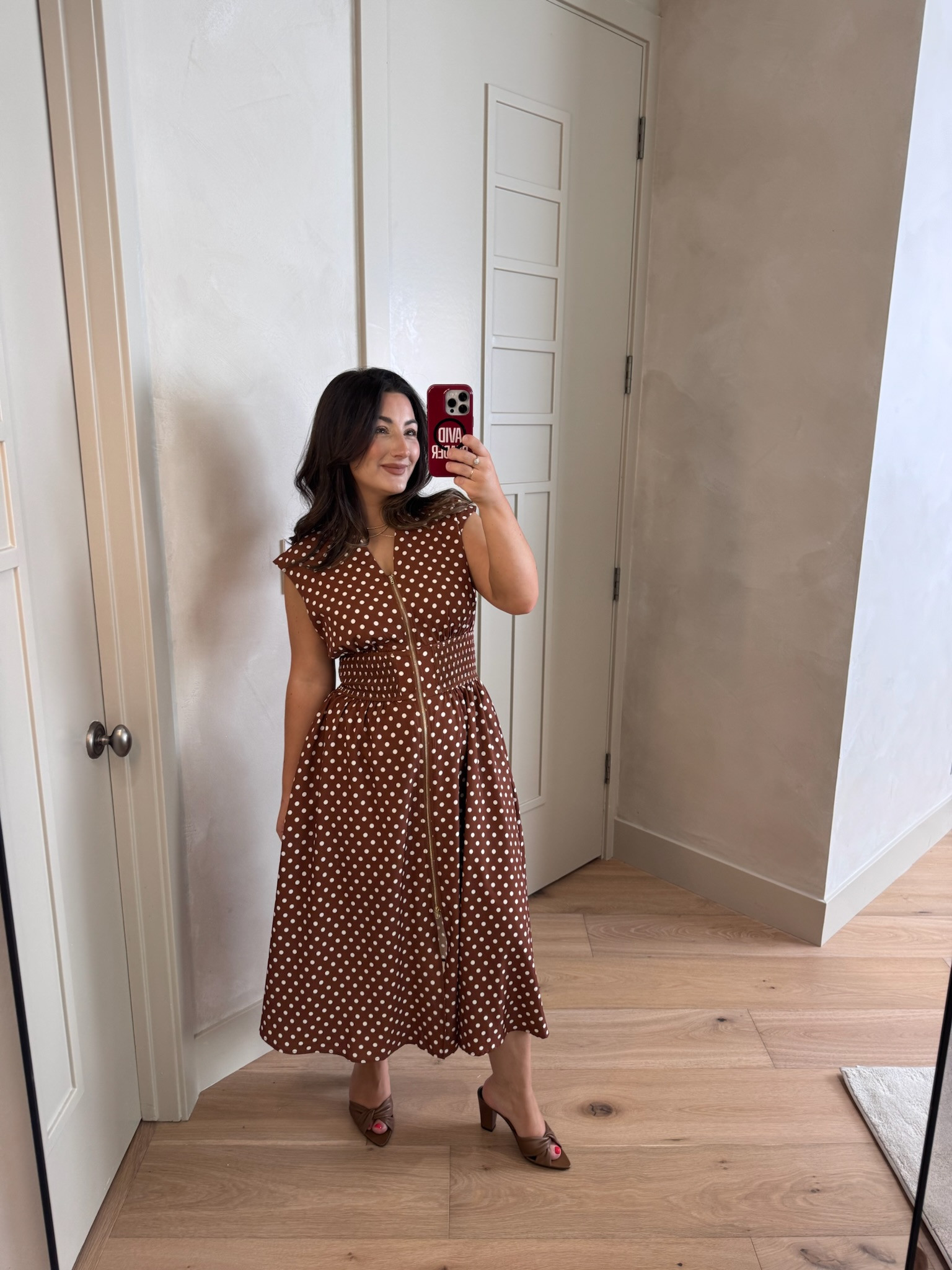 This is one of those dresses that looks good on everyone!! the smocking around the waist is soooo flattering!! and I love the two-way zipper & polkadots! 

Workwear, date night, vacay, as a teacher, or even a funeral! You can literally wear this anywhere! 

I’m 5’0” 140 pounds wearing a size small!

#LTKgrwm #LTKootd #LTKPetite