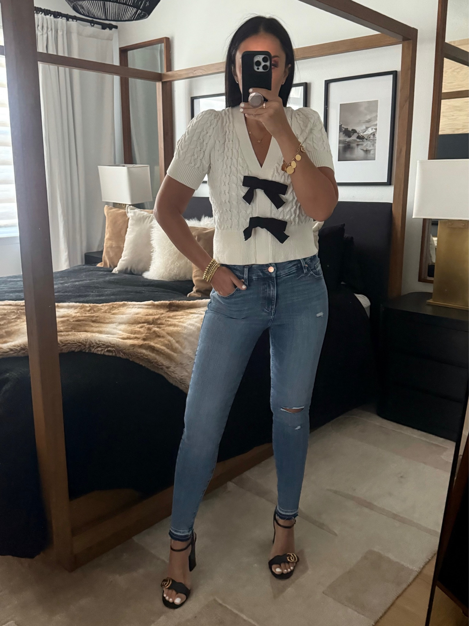 
Cable Knit Double Bow Short Sleeve Cardigan. Mid Rise Light Wash FlexX Ripped Raw Hem Skinny Jeans

