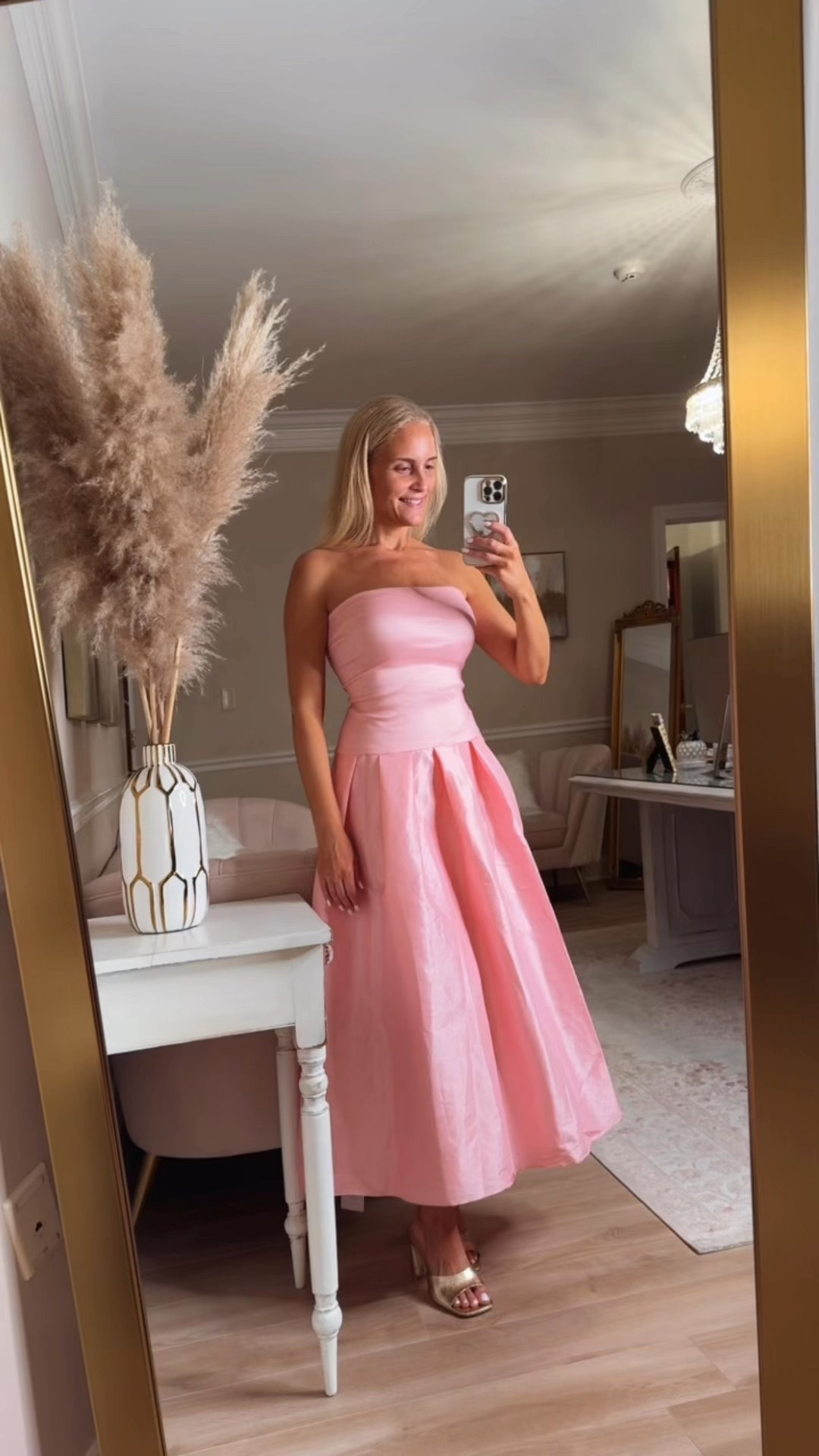 Another dress I am madly in love with! I feel like Cinderella. I'm not sure where I could ever wear this, but I want to wear it everywhere!! Sooo fun and girly and cute! Wearing a size medium.

#LTKStyleTip #LTKWatchNow #LTKSeasonal