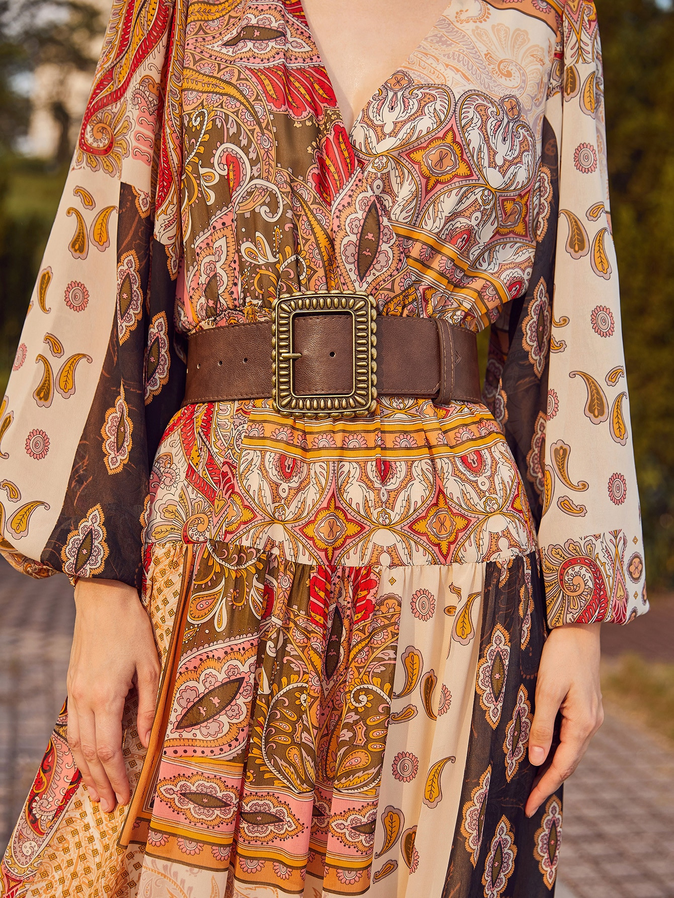 SHEIN VCAY Women Fashion Design Square Buckle Minimalist Metal Buckle Belt | SHEIN USA | SHEIN