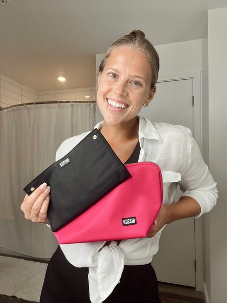 Loving these new KUSSHI bags for all my upcoming travel! Snap in organizer (black) and Signature Makeup Bag (pink with teal interior) 

#LTKbeauty #LTKitbag #LTKunder100