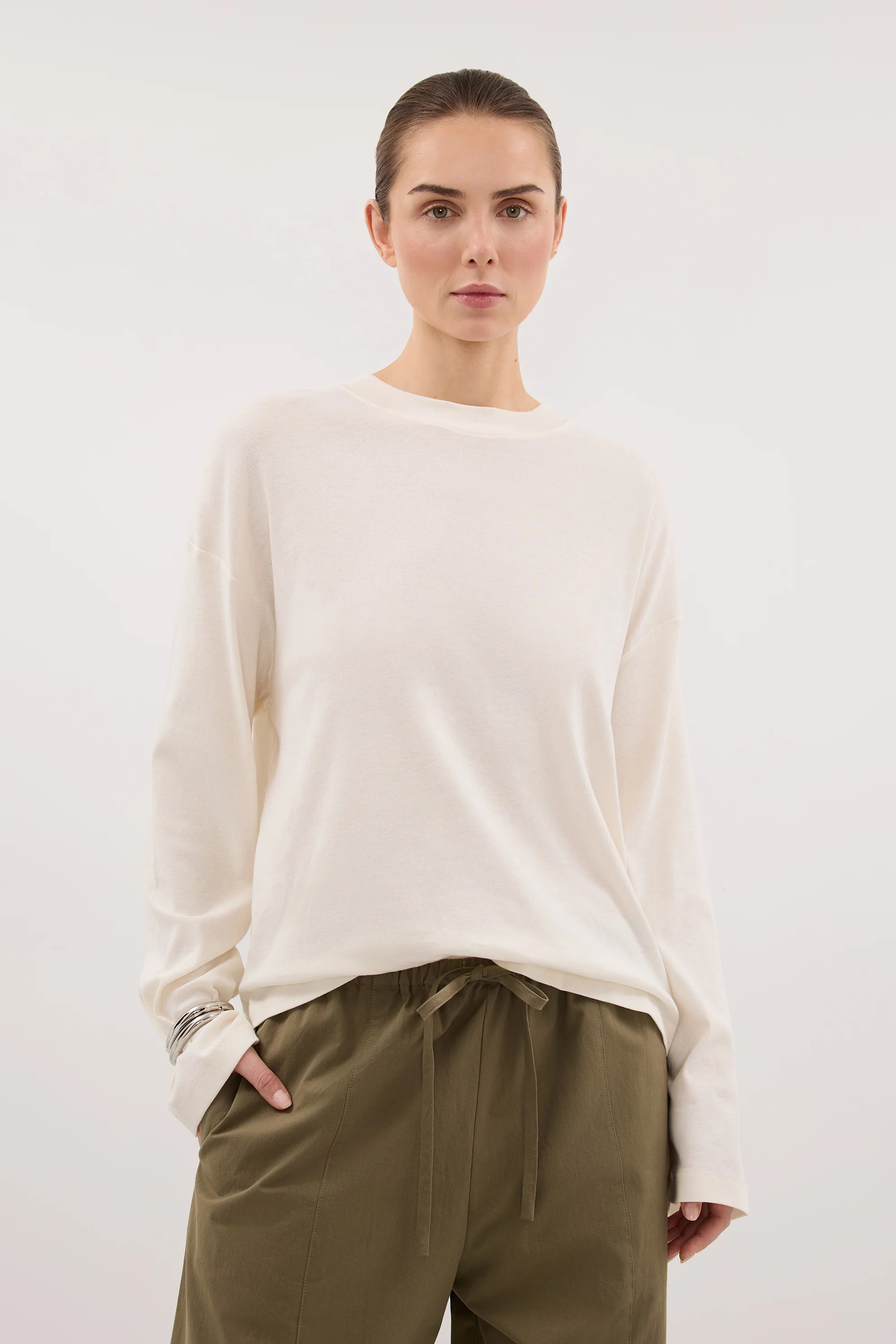 SLOANE CREAM SLEEVED CREW NECK KNIT | DISSH