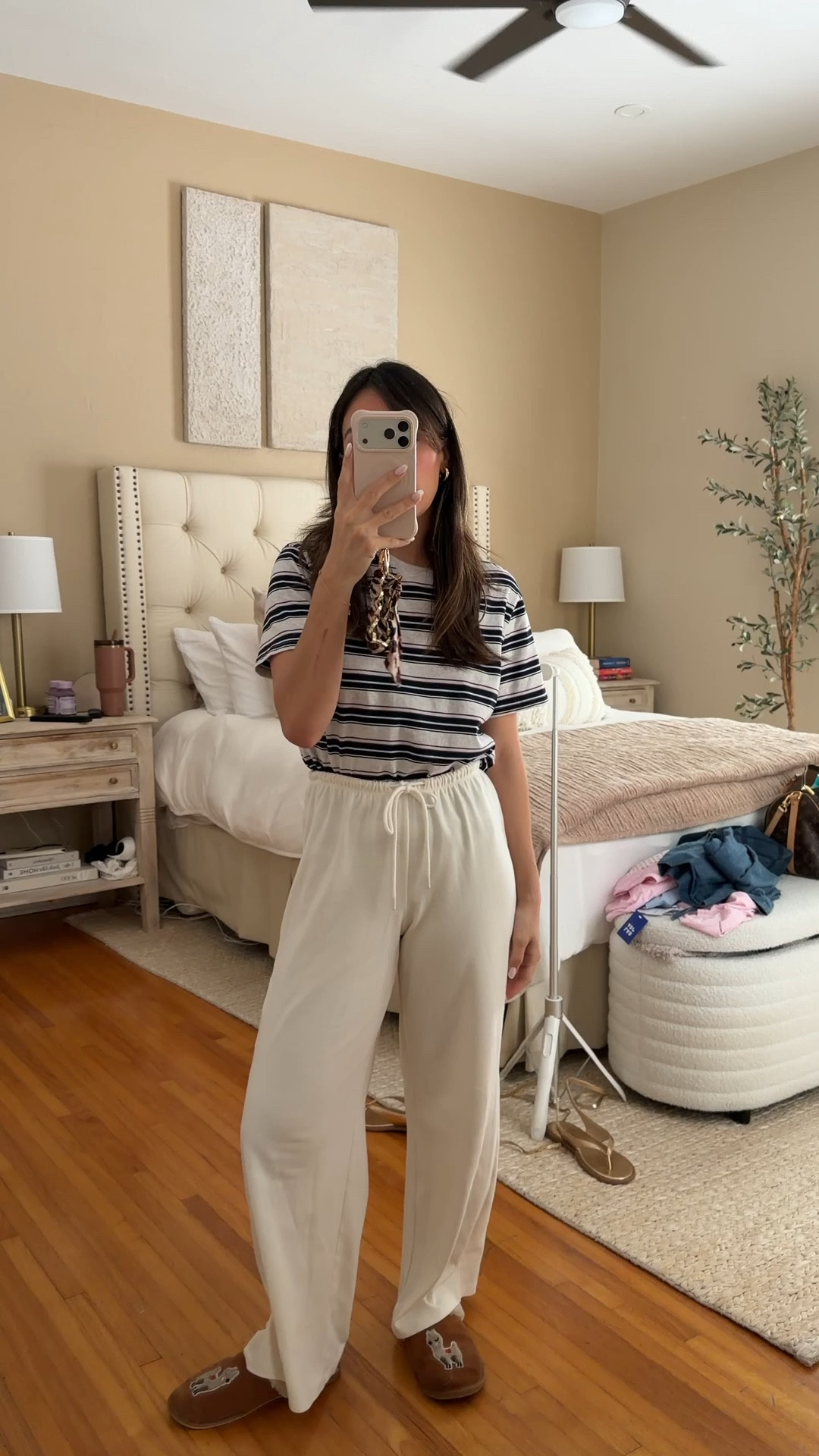 Medium top small bottom 