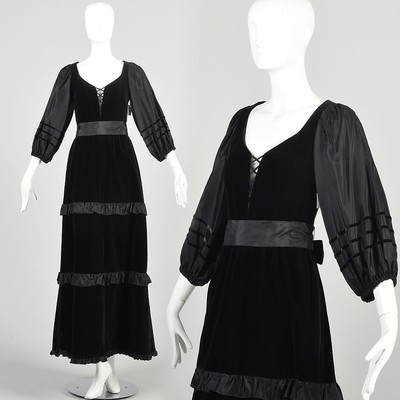 Small 1980s Black Velvet Gown Corset Bodice Puff Sleeve Low Cut V-Neck Dress  | eBay | eBay US