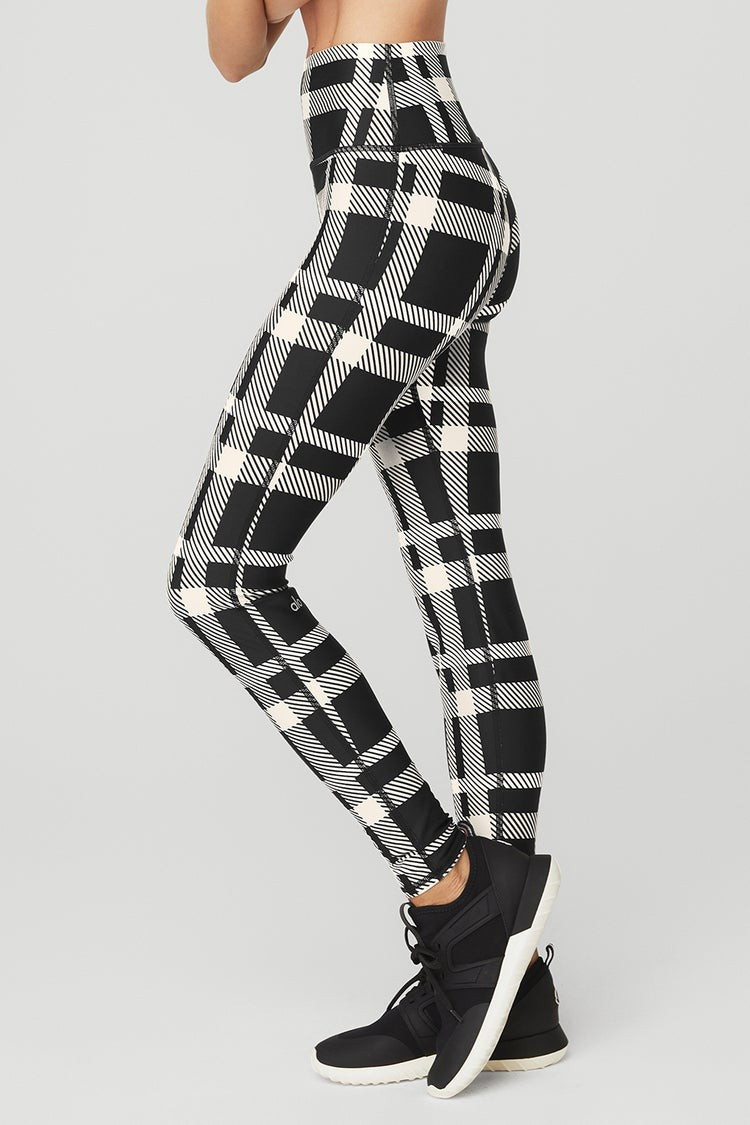 Airlift High-Waist Magnified Plaid Legging | Alo Yoga (US)