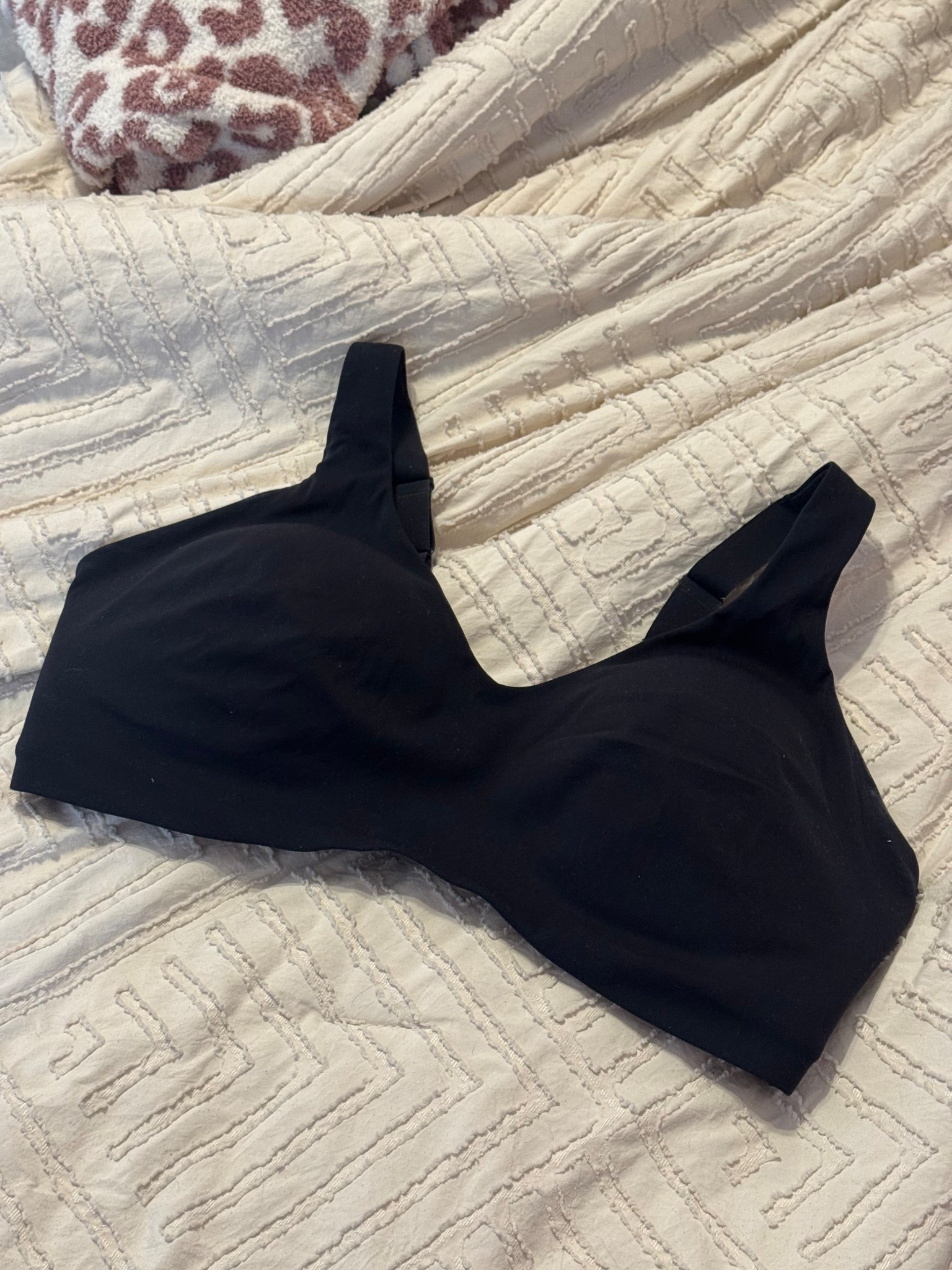Also wanted to highlight my FAVORITE bra! It’s so so comfy, also from Spanx. This is their medium impact sports bra, available up to 3X. I wear the 3X and love it. Save 20% with my code for the LTK Spring Sale! 

#LTKSpringSale #LTKPlusSize #LTKSaleAlert