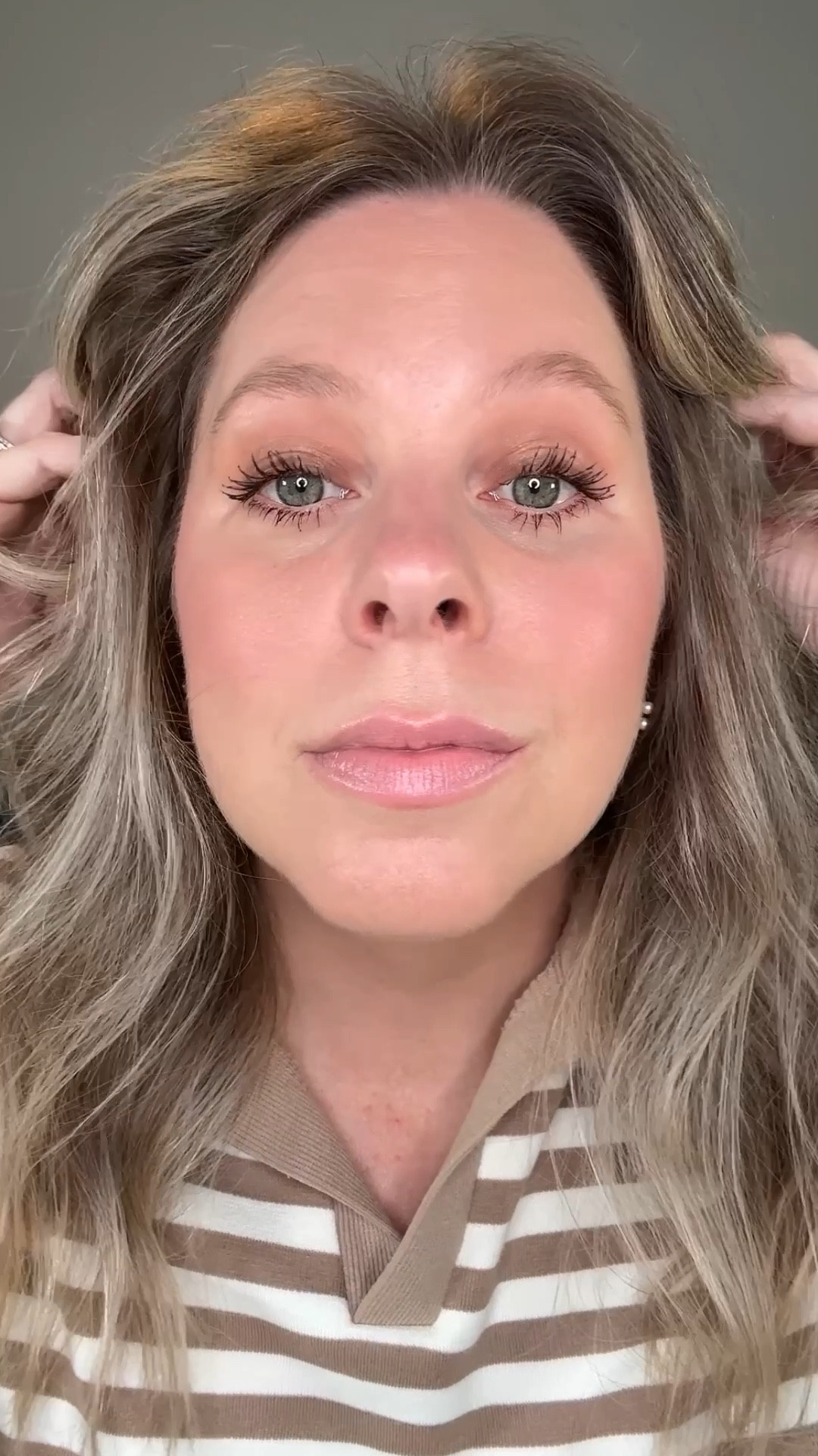 Follow for more easy and everyday makeup! Share this video with a friend who loves simple eyeshadow looks.

This is one of my favorite soft, smokey brown eyeshadow looks and no brushes required!!!! You can wear this look year-round! Let me know if you have any questions and definitely let me know if you give this look a try ☺️

Using @merit cream eyeshadow shade mid-century, @sweedbeauty eyeliner shade golden beetle, @hauslabs highlighter in shade sunstone and @thrive mascara in brown/black.

#softbrowneyeshadow #smokeybrowneyeshadow #easyeyeshadow #makeupforbeginners #makeupformatureskin

#LTKFindsUnder50 #LTKBeauty #LTKOver40