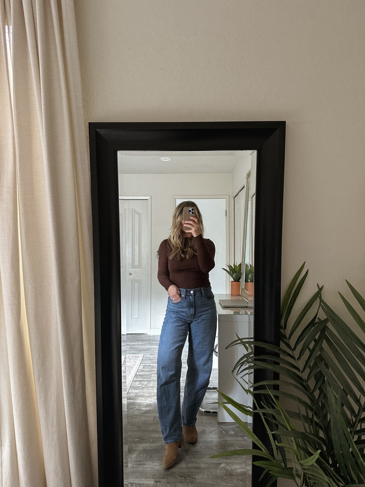 small in the top and 26 in the jeans