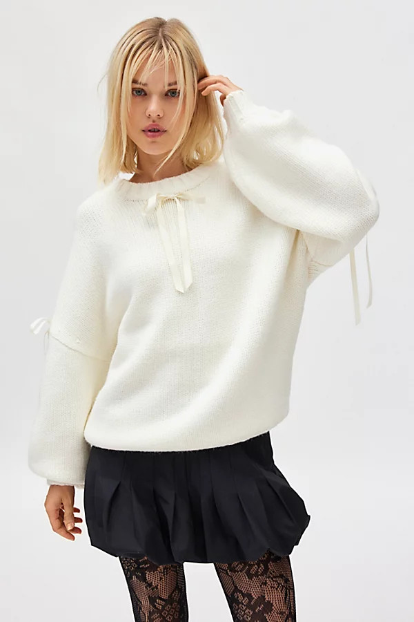 For Love & Lemons Jardin Oversized Bow Sweater | Urban Outfitters (US and RoW)