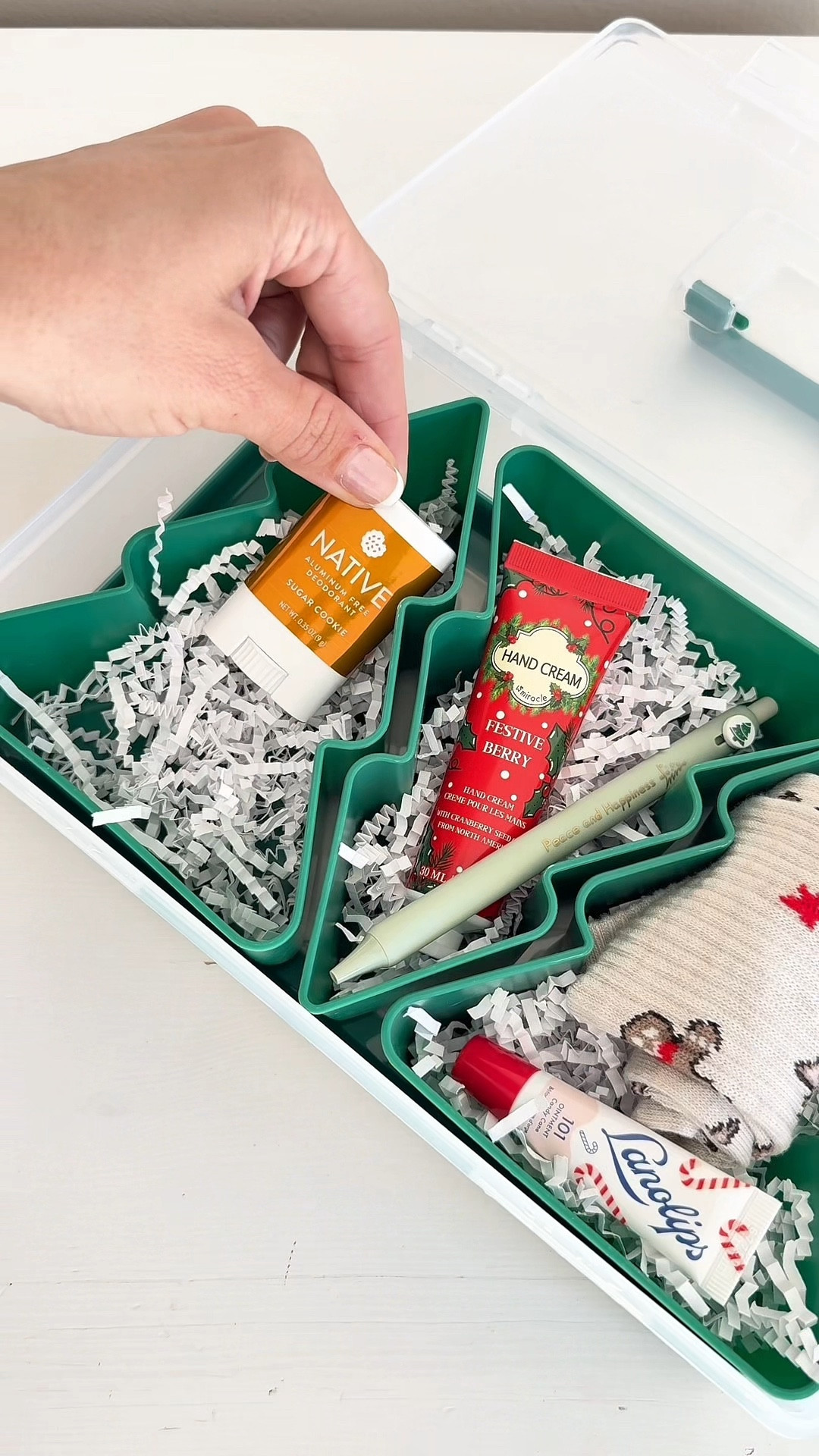 These new holiday containers with handles are perfect as a snackle box, for a Christmas movie night or a DIY Christmas gift 😍 
-
DIY Christmas gift, Christmas gift idea, Christmas finds from Target, Target finds, Christmas snack box, Christmas gift box, Christmas teacher gift #diygift #christmas #countdowntochristmas #christmasgift #christmasgiftideas #teachergift #christmas2025

#LTKGiftGuide #LTKSeasonal #LTKHoliday

#LTKHoliday #LTKSeasonal #LTKGiftGuide