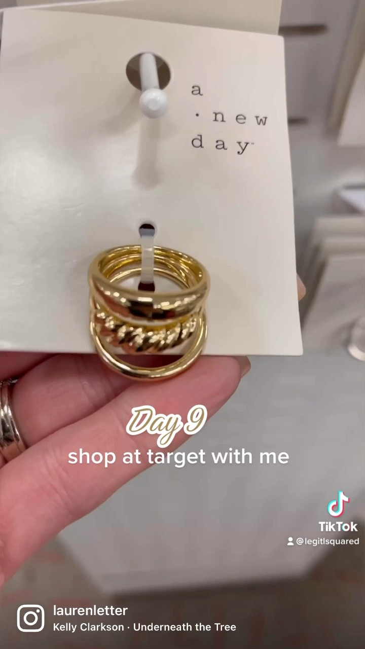  Episode 9 🎯 | Of course I grabbed the gray Christmas trees, I’m not a psycho. 

#comeshopwithme #targetfinds holidays.8#christmasdecor #targetmusthaves #targethaul  #shopwithme #christmastok #christmasdecor #targetrun #holidaypartyaccessories #targettok #baublebar #cozypjs #shoppingcollab#MMO 

#LTKHoliday #LTKGiftGuide #LTKunder50