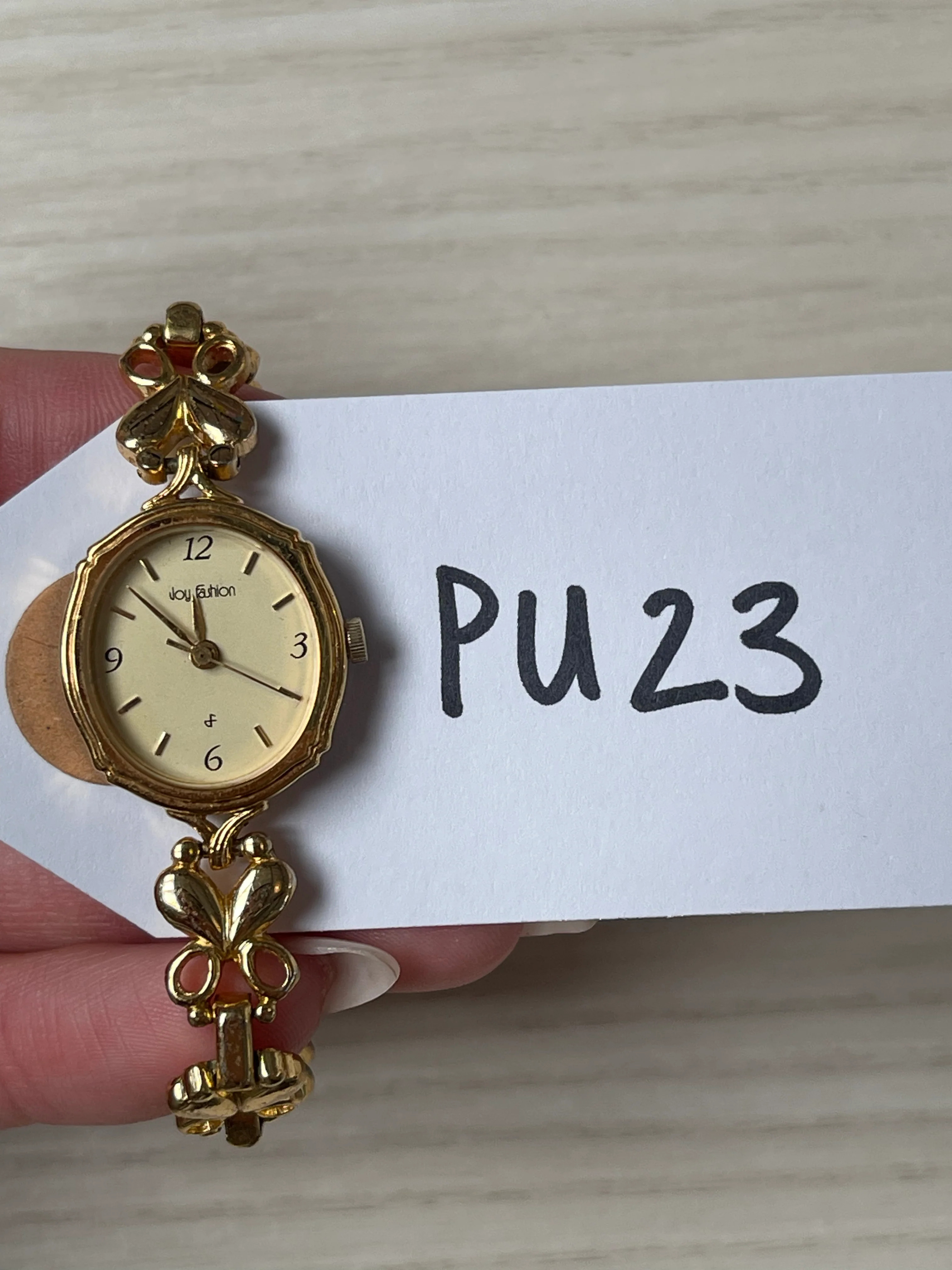 Vintage Seiko Butterfly Gold Watch | Caitlyn Minimalist