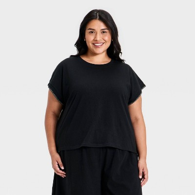Women's Short Sleeve Jersey Knit T-Shirt - Universal Thread™ Black XXL | Target