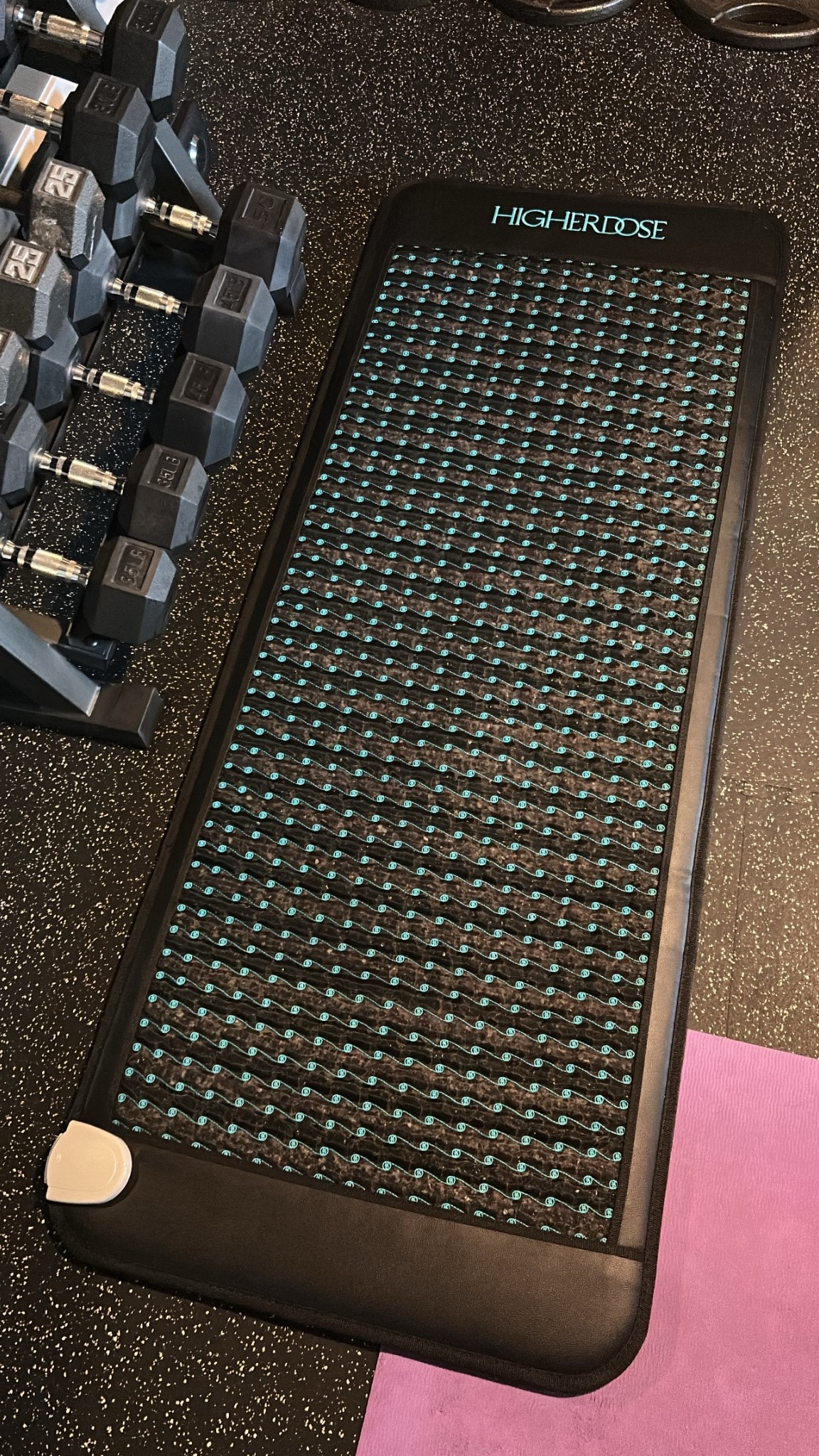 I’ve had my Higher Dose PEMF for a year now (bought the bundle deal last Christmas) & it was absolutely worth the investment for me! 

#LTKHoliday #LTKSaleAlert #LTKfitnessgoals