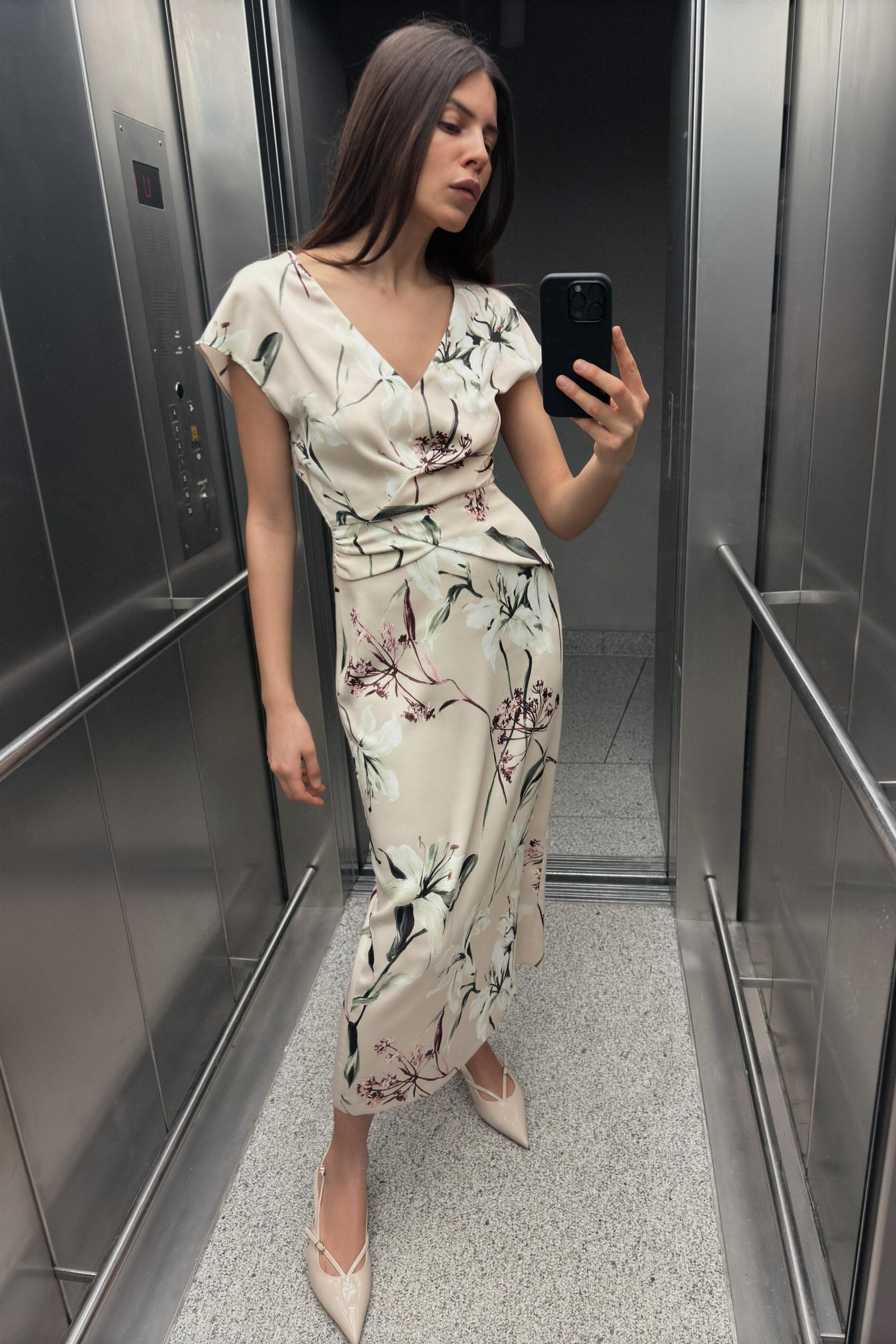 FLORAL PRINT SATIN EFFECT MIDI DRESS | Zara US