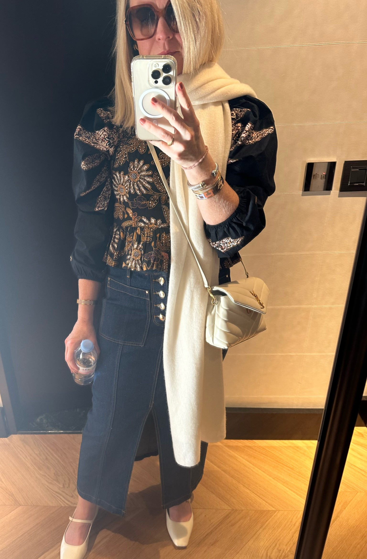 #paristyle

#LTKOver40 #LTKStyleTip #LTKTravel