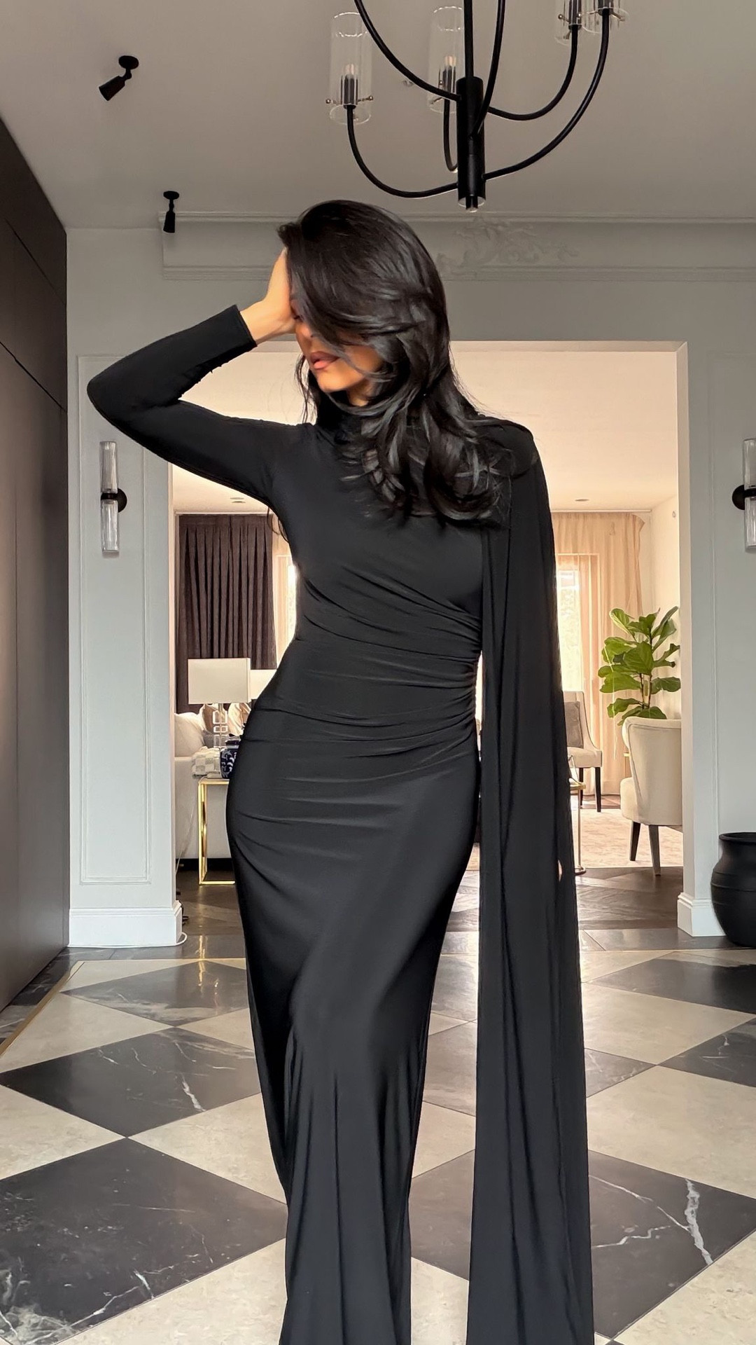 Dieses Kleid ist ein Must have 🖤

#LTKdeutschland #LTKdatenight #LTKFashionMonth