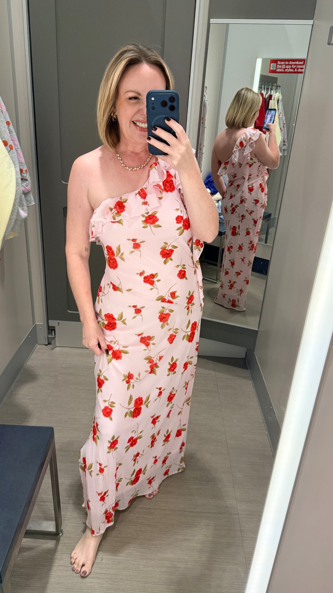 Mediums

#LTKPetite #LTKSeasonal #LTKOver40