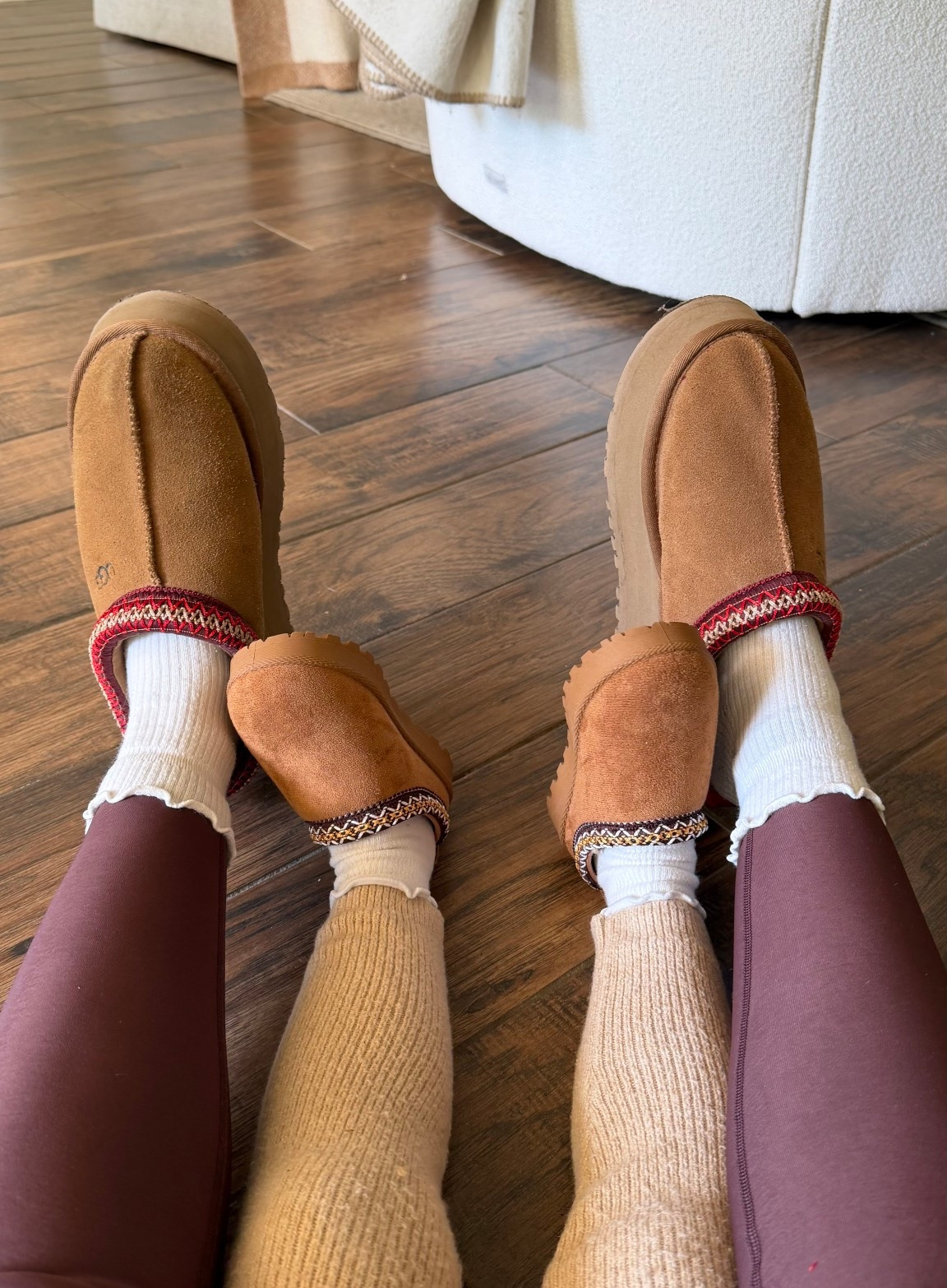 Ugg slippers 
Dupe Ugg slippers 
Toddler slippers 
Ruffle socks 
Thermal leggings
Amazon finds


#LTKHoliday #LTKGiftGuide #LTKKids