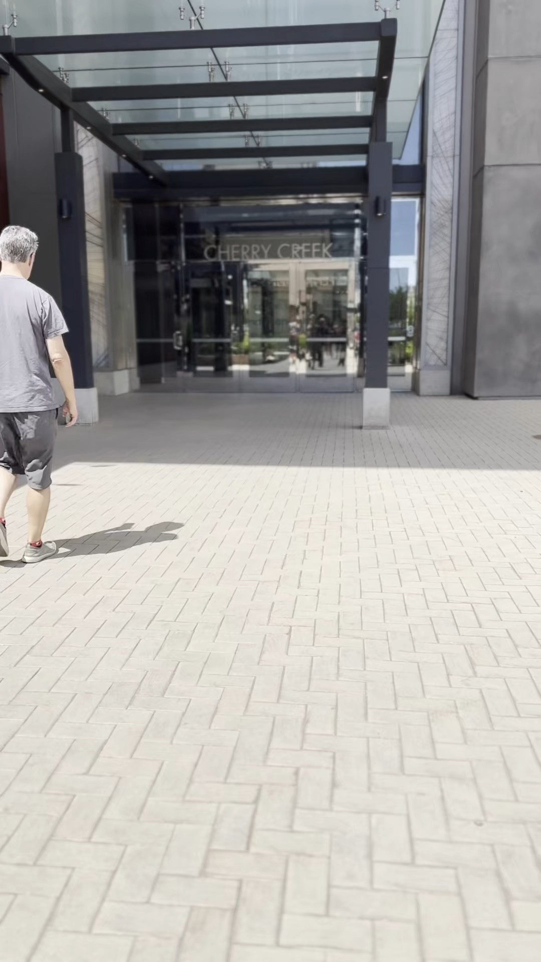 Day in the life mini vlog: Mall Rat Edition #DITL 

#LTKStyleTip #LTKItBag #LTKShoeCrush