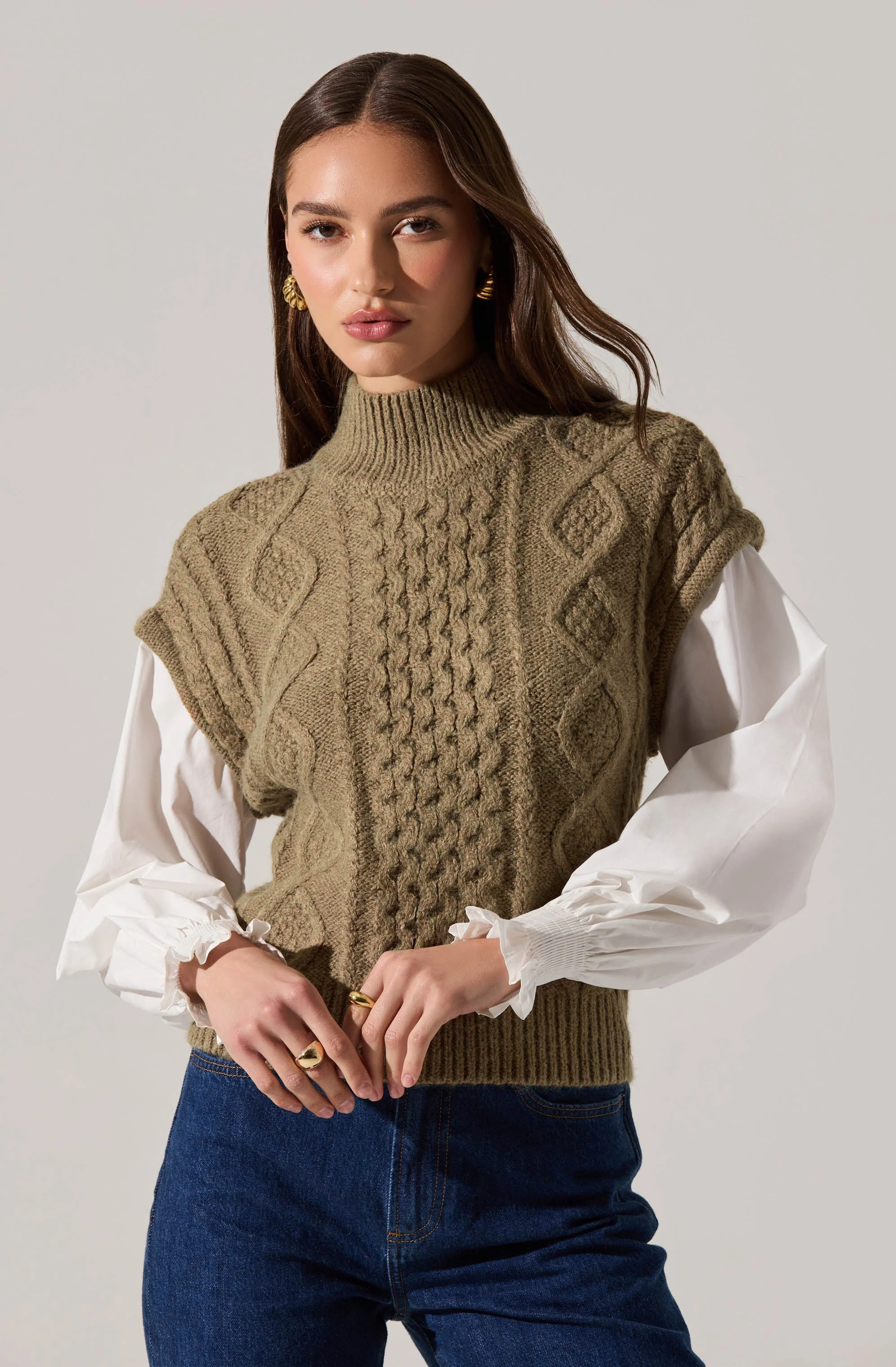 Angeline Contrast Cable Knit Sweater - Khaki / XS | ASTR The Label (US)
