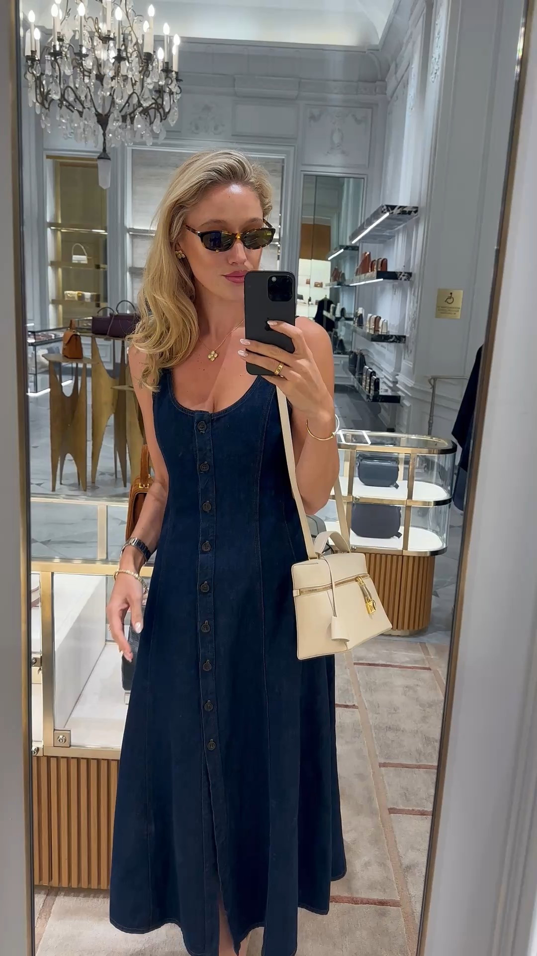 Outfit of the day in New York 

#LTKautumn #LTKluxury #LTKtravel