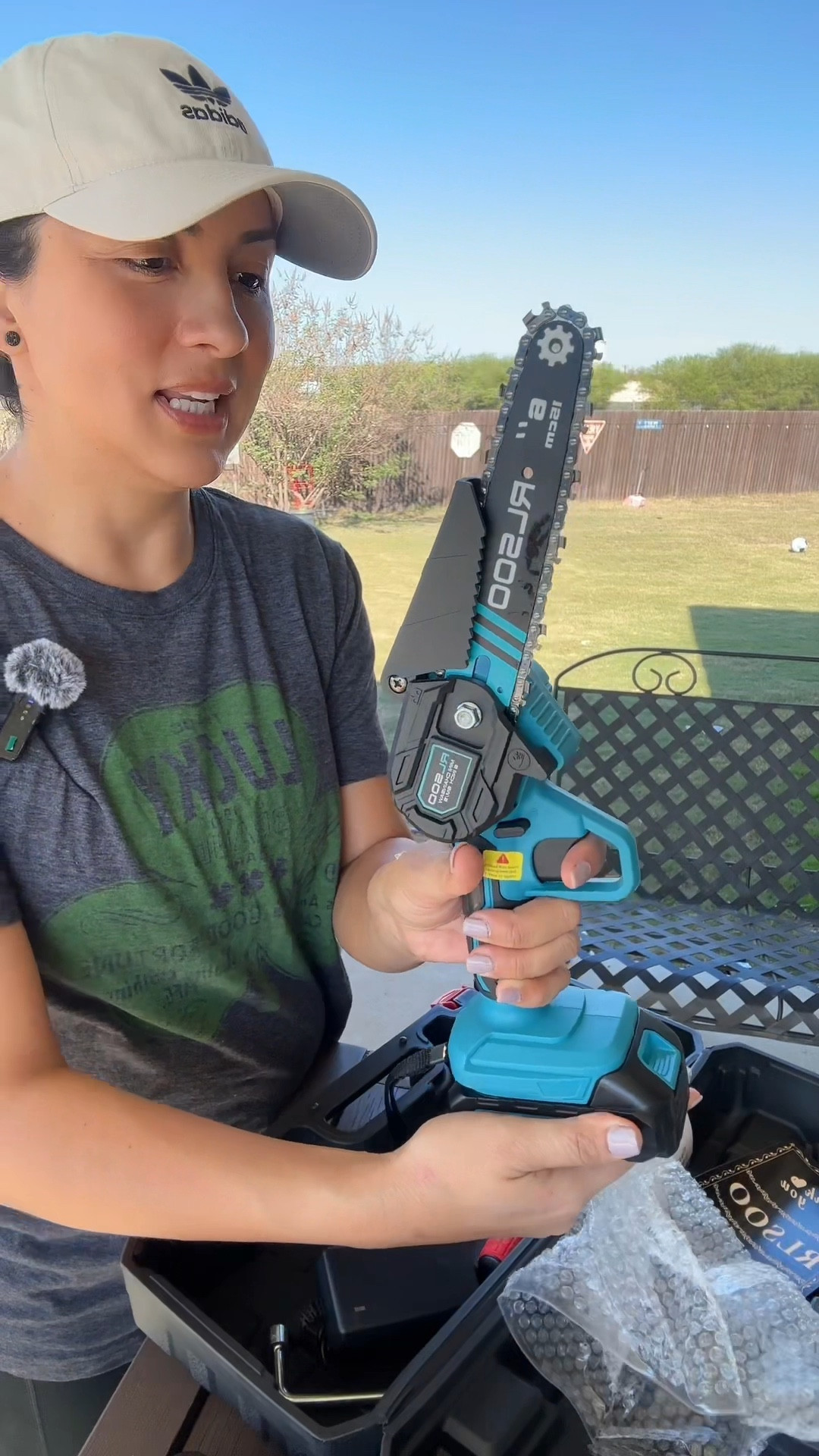 Mini serrucho mini chainsaw #minichainsaw #treetriming #forr

#LTKStyleTip