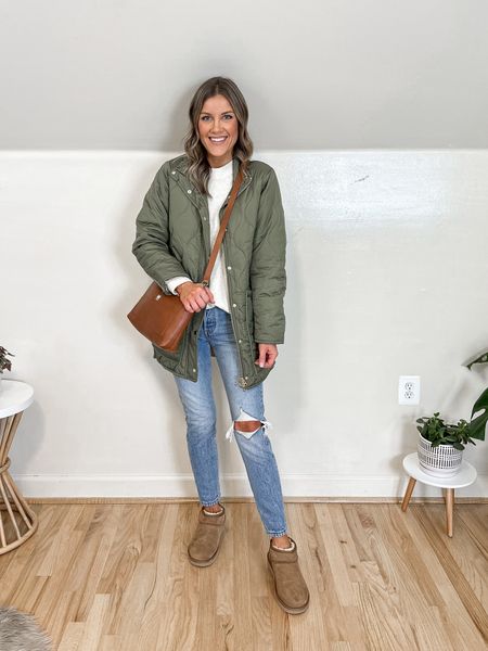 Black Friday starts early at Madewell! Take 40% off this bag and gift it to someone special! It’s a classic and my 3rd Madewell bag! They are amazing quality! 

#LTKsalealert #LTKshoecrush #LTKCyberweek