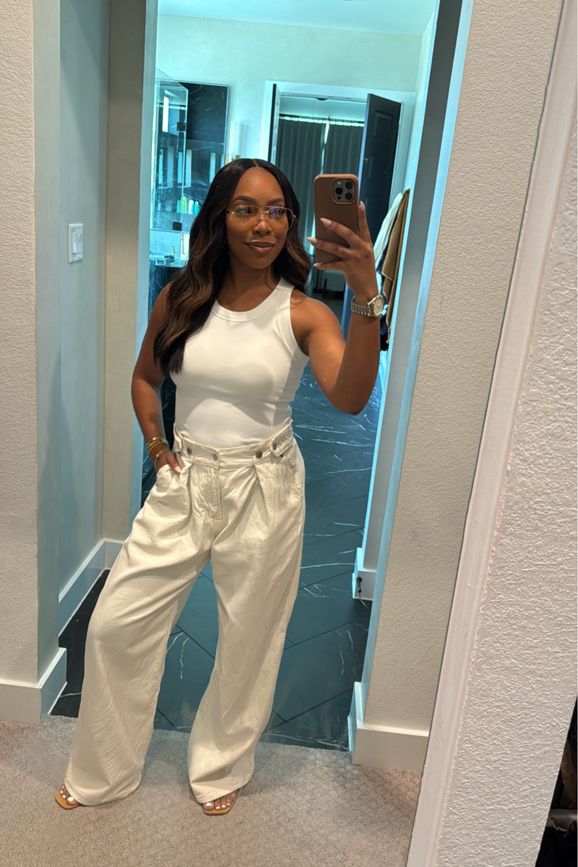 Casual vibes for a lunch date with the girls 🤍 obsessed with the simplicity and overall style of this look!

#LTKFindsUnder50 #LTKFindsUnder100 #LTKStyleTip