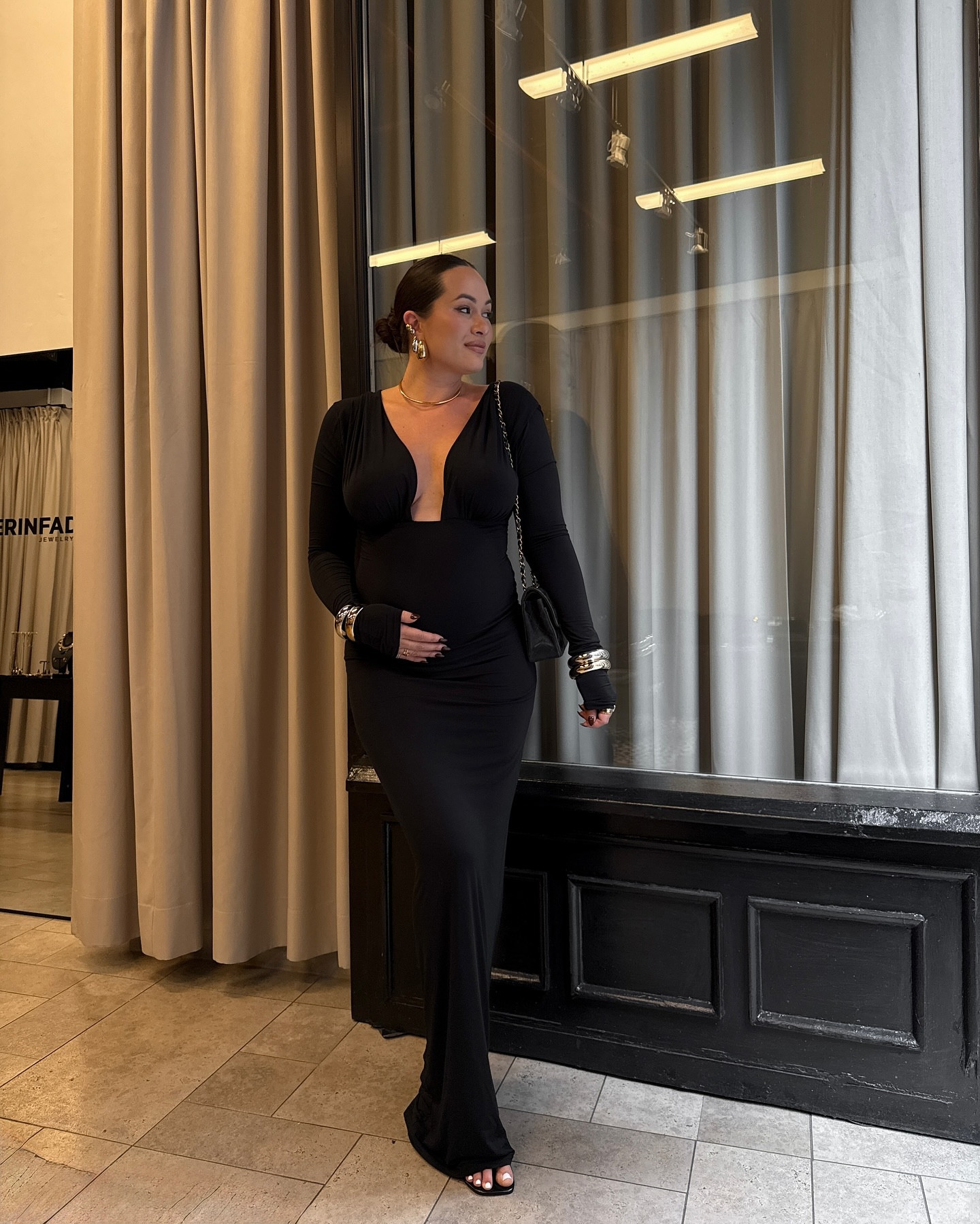 Fun details from the @erinfaderjewelry event with a custom vintage ring bar at the @refineryhotel ✨🖤

#LTKSeasonal #LTKStyleTip #LTKBump