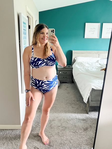 Target swimsuits are on sale and I grabbed a few while I was in store today! I’m in a size large in this, I think I’m gonna size up in the top. It’s a little bit snug in the band, but the cups fit perfectly! This kind of gives me Greek vibes. I love it.



#LTKsalealert #LTKcurves #LTKswim