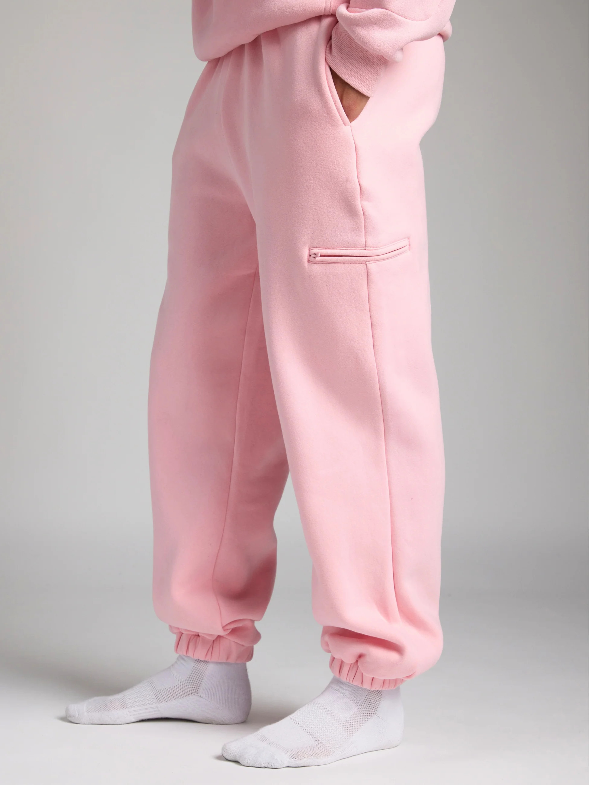 Comfrt Airplane Mode Travel Sweatpants | Petal | Pink | Oversized | M | Medium | Comfrt
