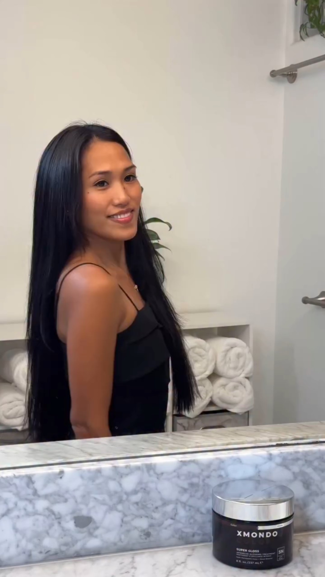 Shiny, hydrated, and salon-fresh from home. Use code EDLYN for 15% off your entire XMondo order!

gifted by XMONDO Hair

@xmondohair @xmondocolor
#xmondo #supergloss